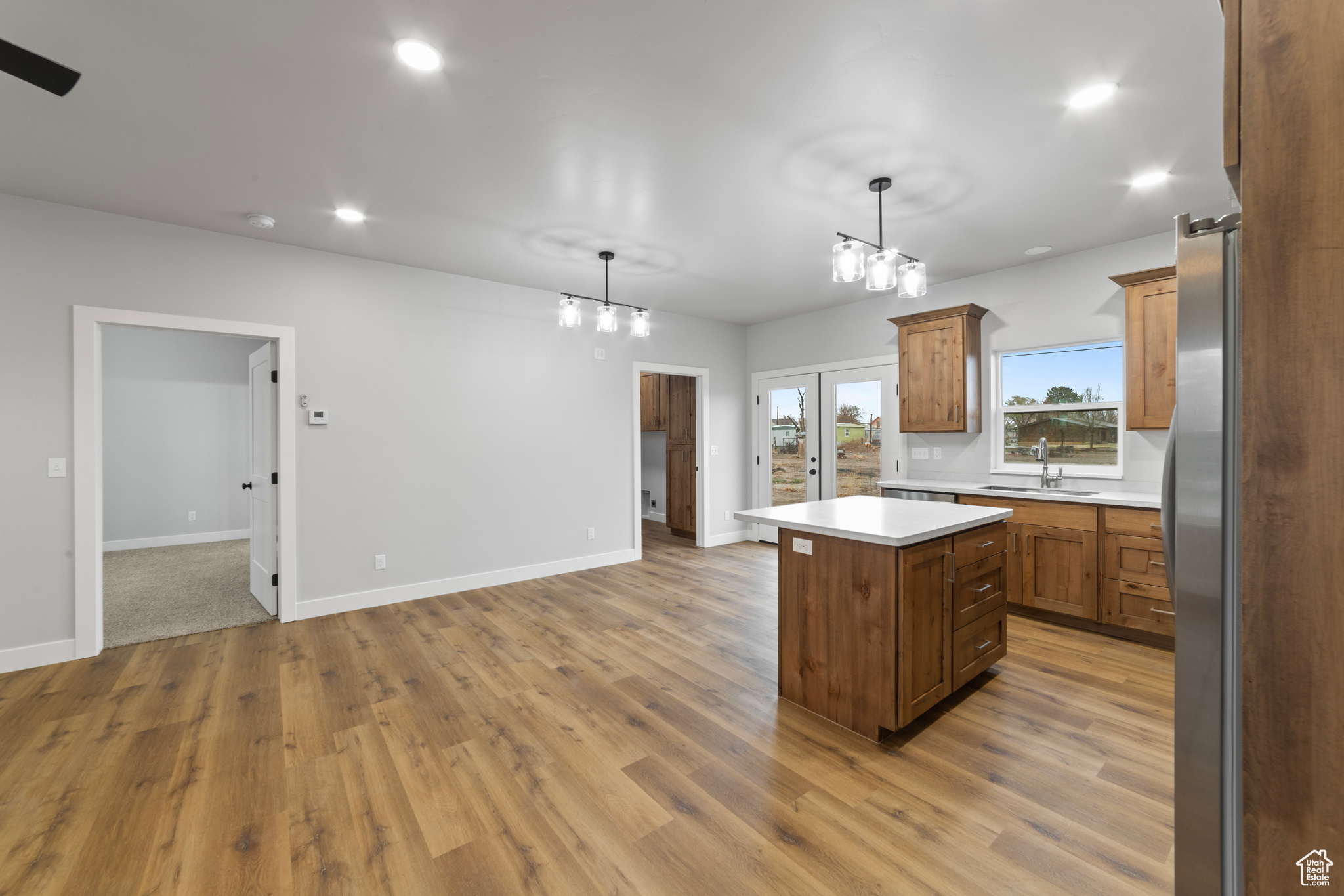 245 E TIDWELL AVE #5