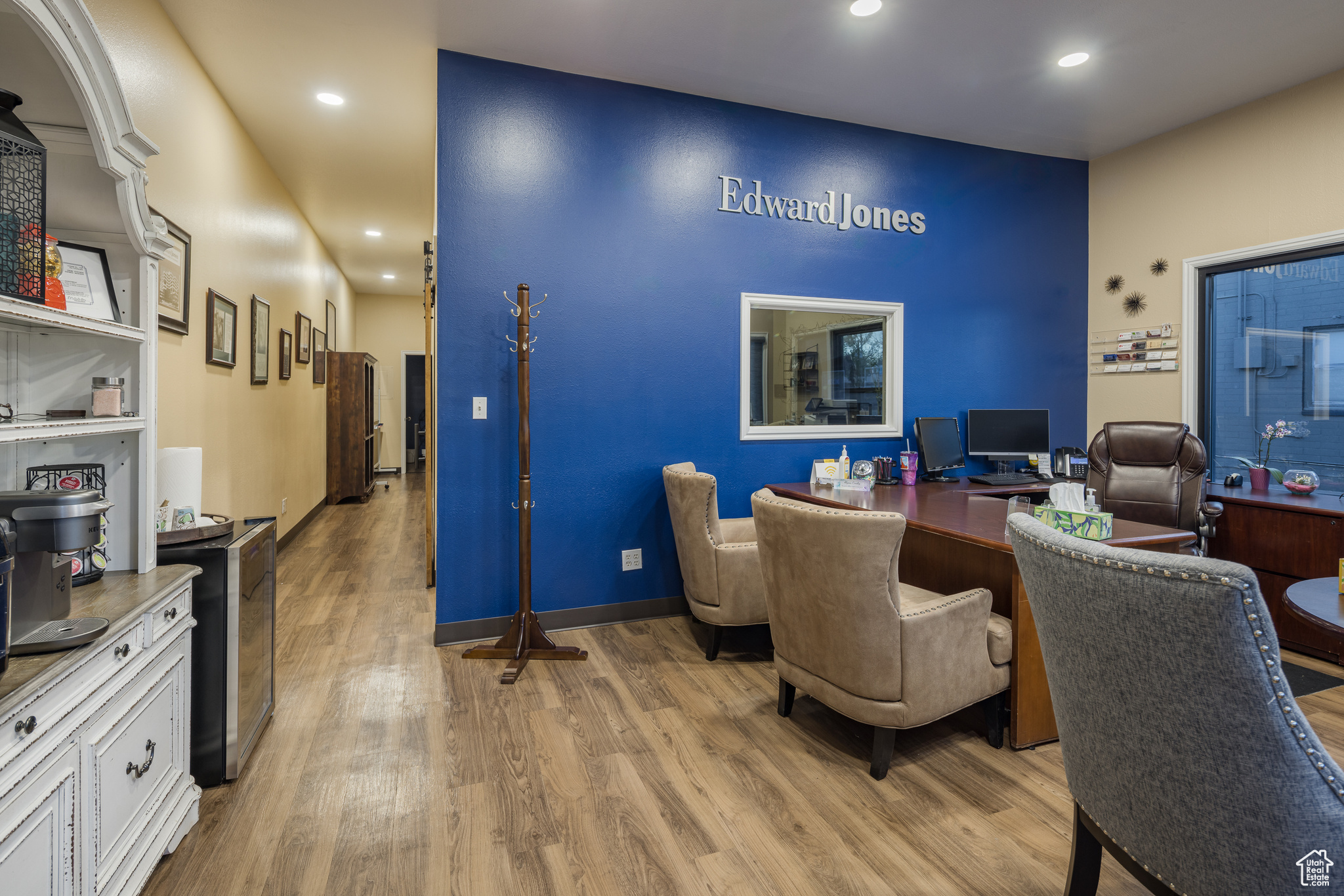45 E CENTER ST
