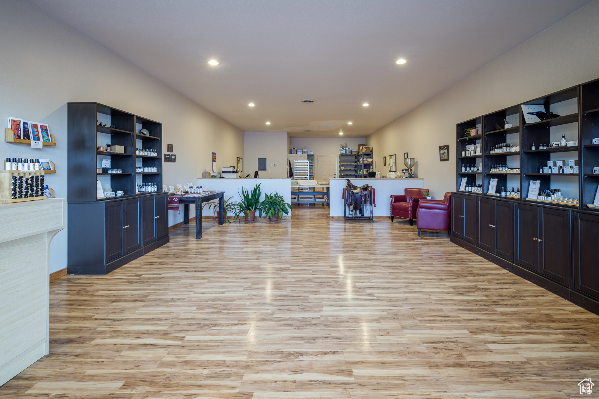 45 E CENTER ST