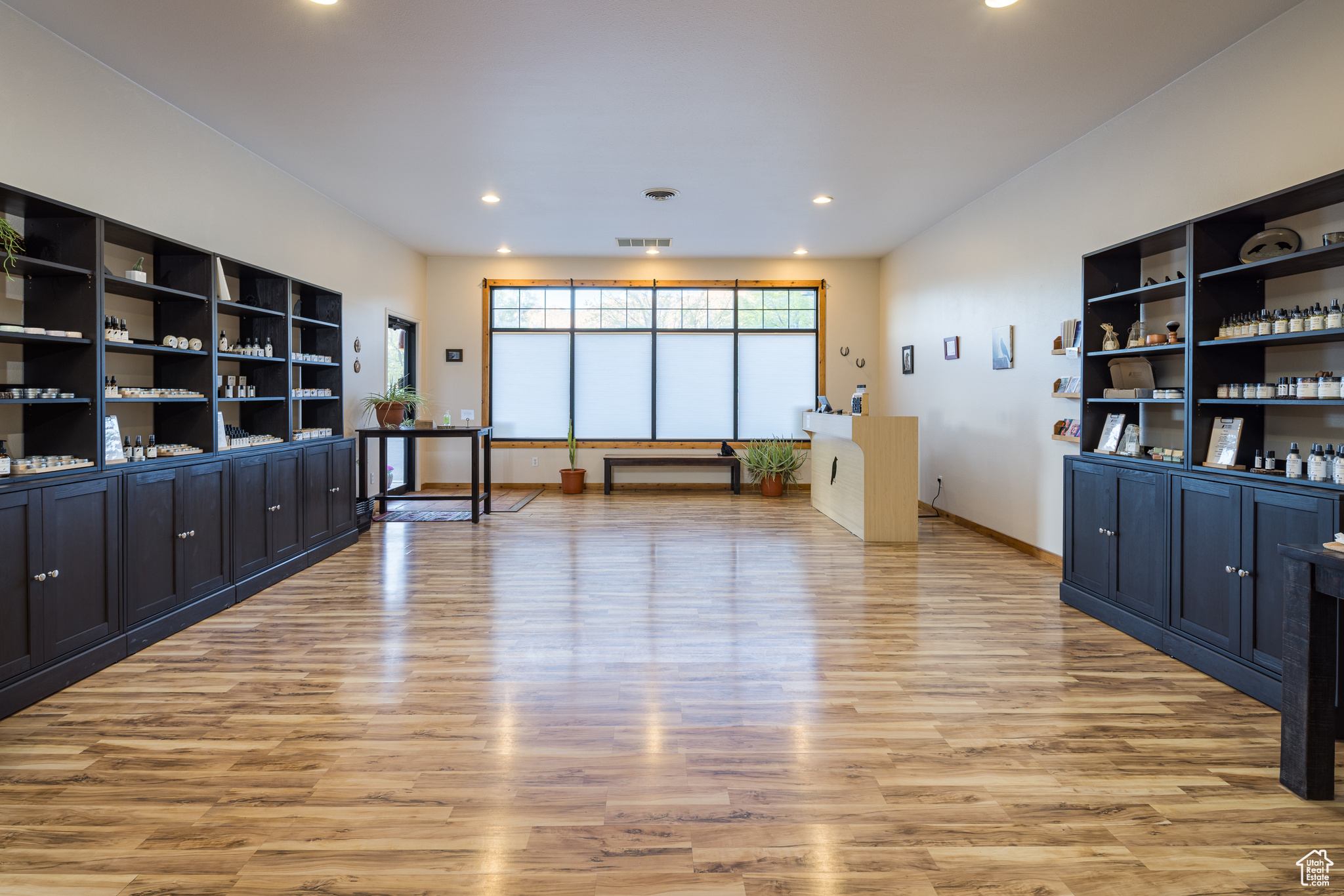 45 E CENTER ST