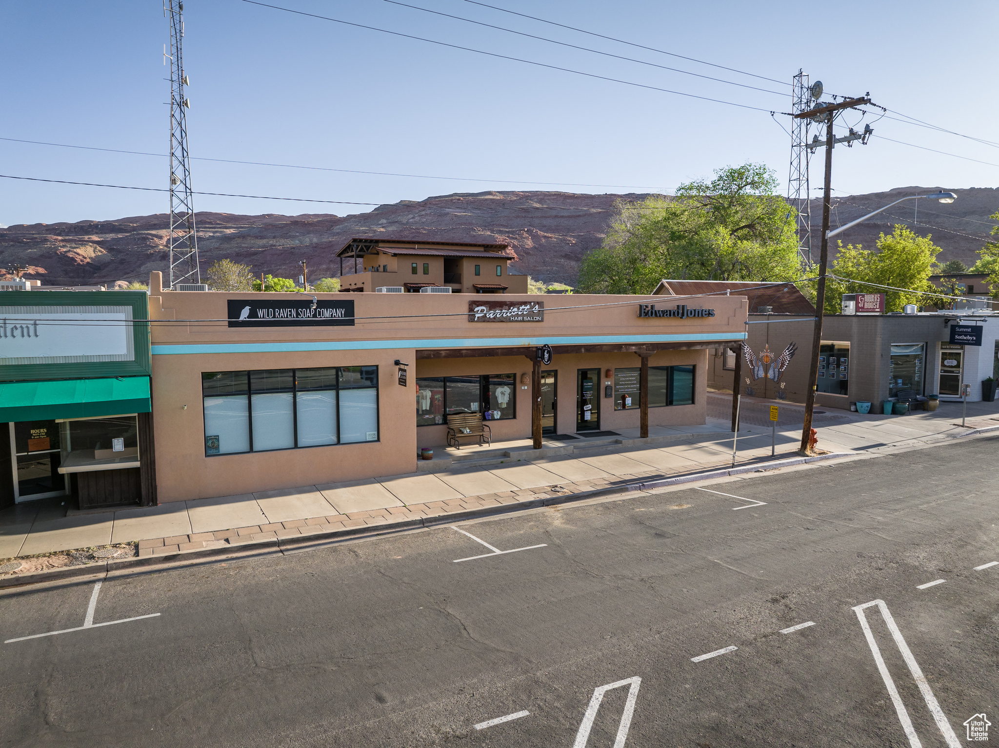 45 E CENTER ST