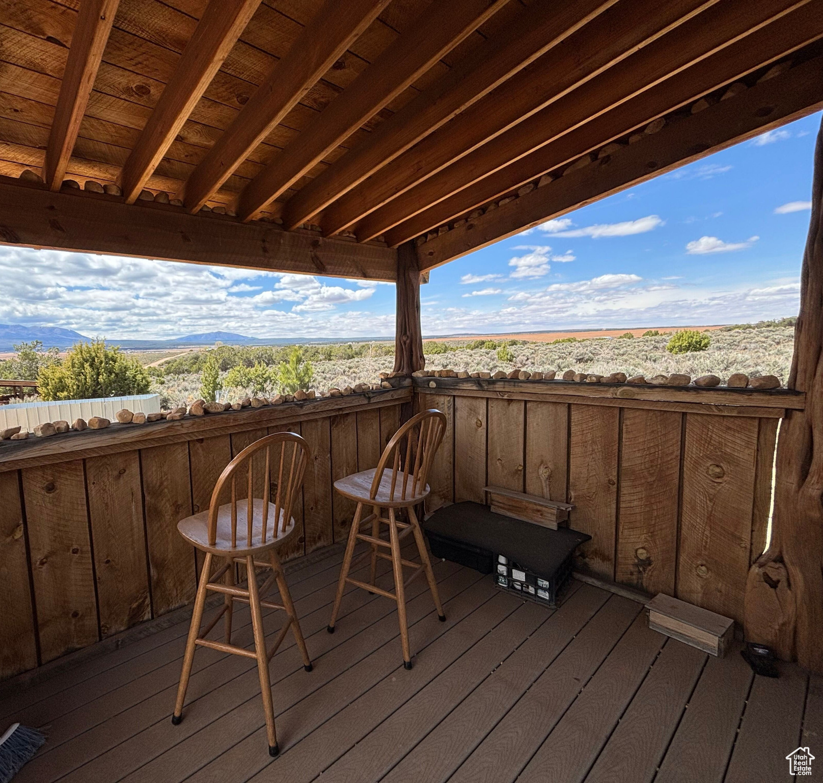123 E HICKMAN FLATS RD