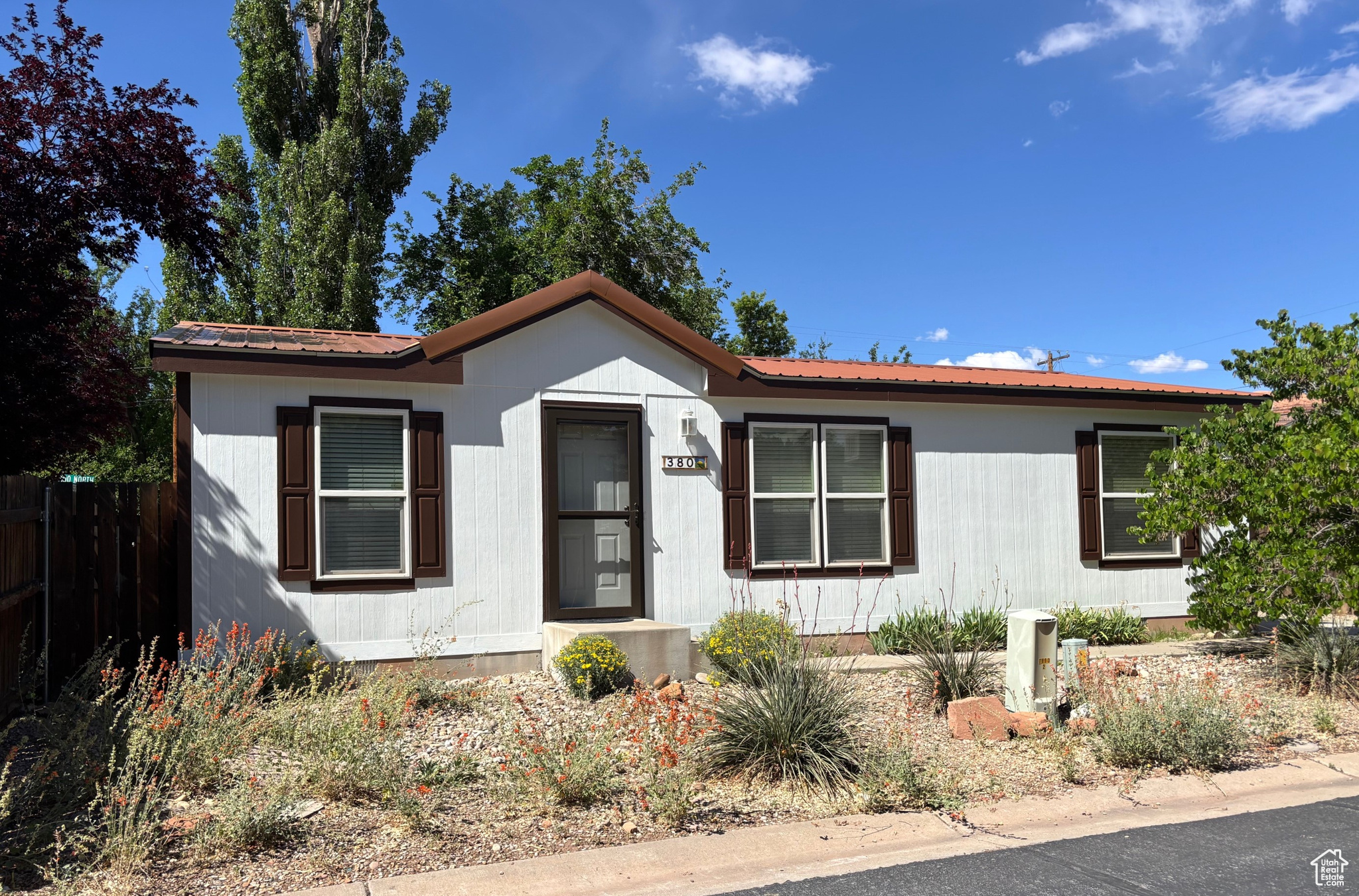 380 PORTAL VISTA LOOP