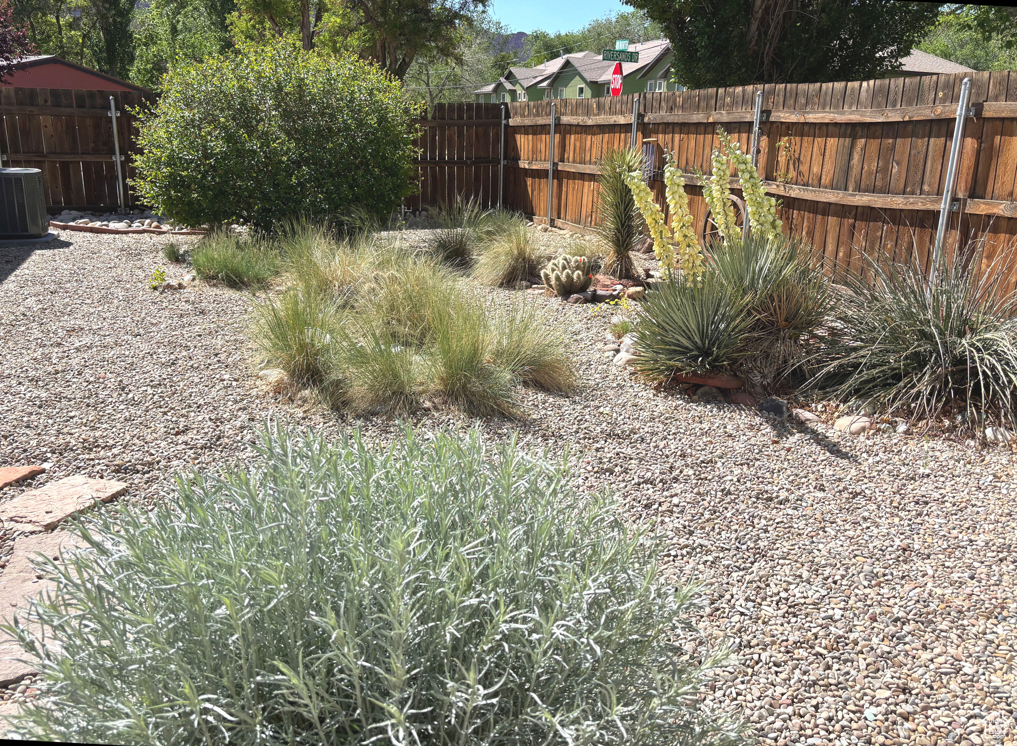 380 PORTAL VISTA LOOP