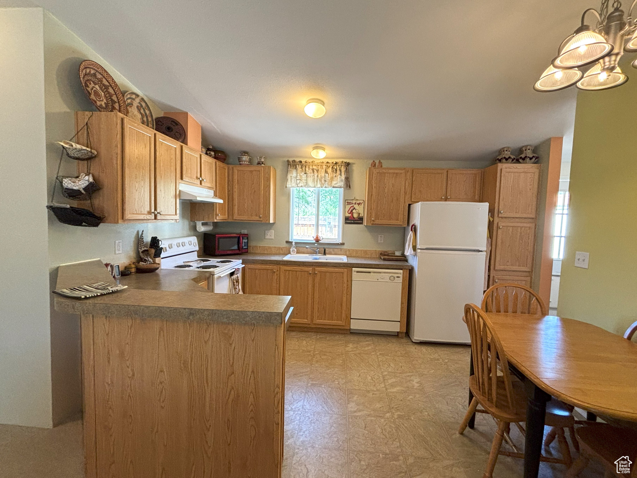 380 PORTAL VISTA LOOP