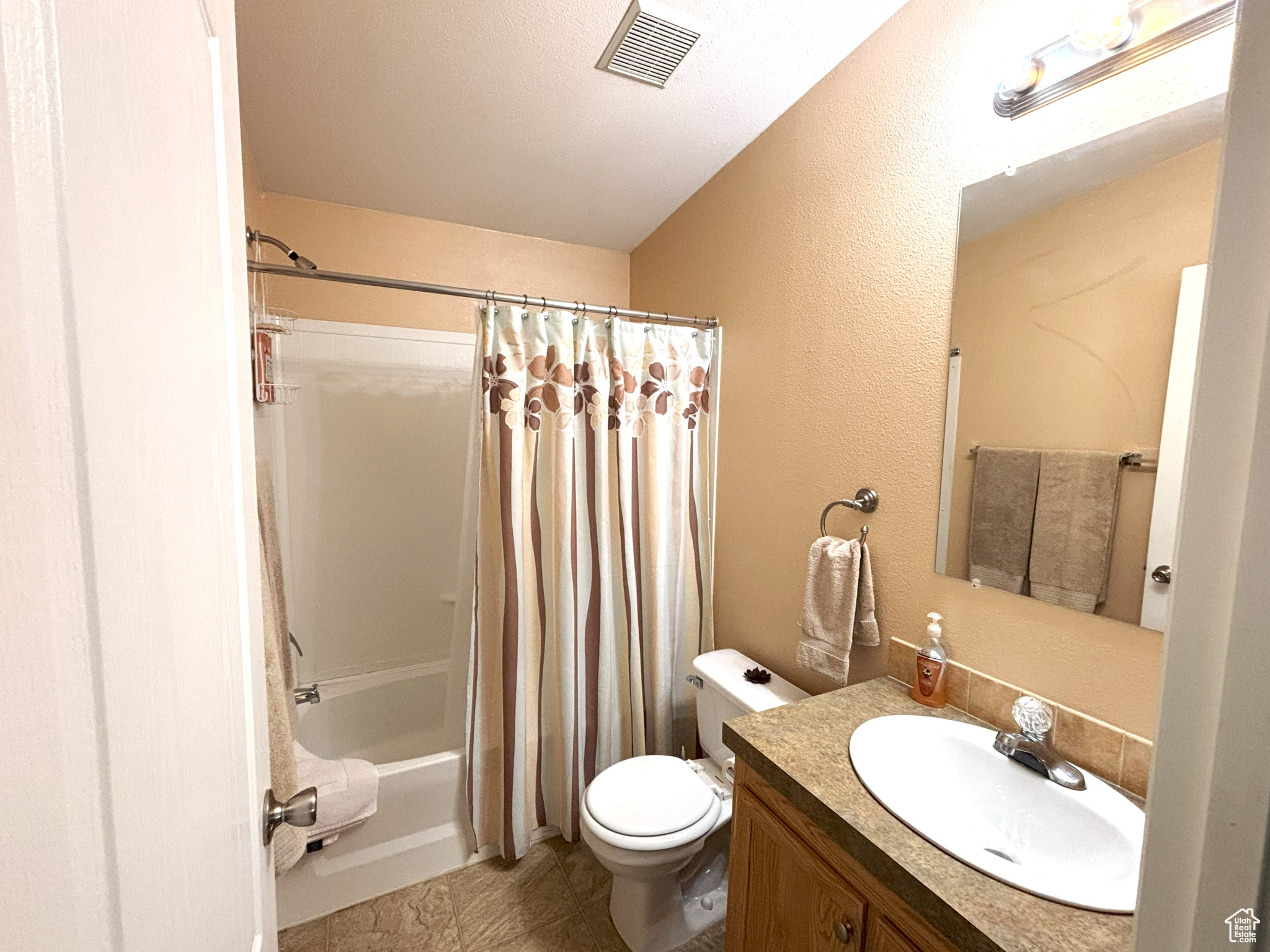 380 PORTAL VISTA LOOP