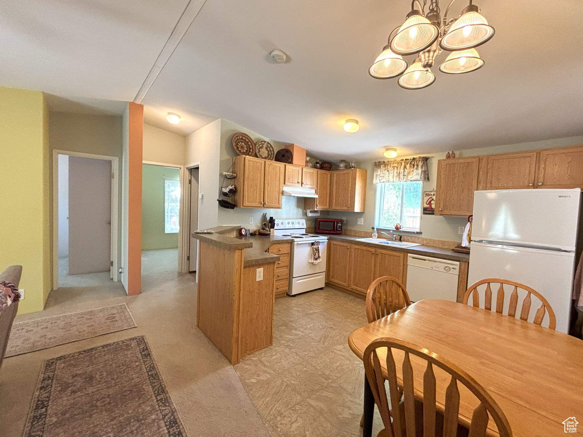 380 PORTAL VISTA LOOP