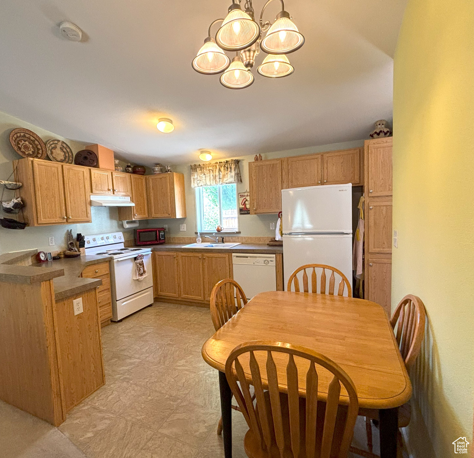 380 PORTAL VISTA LOOP