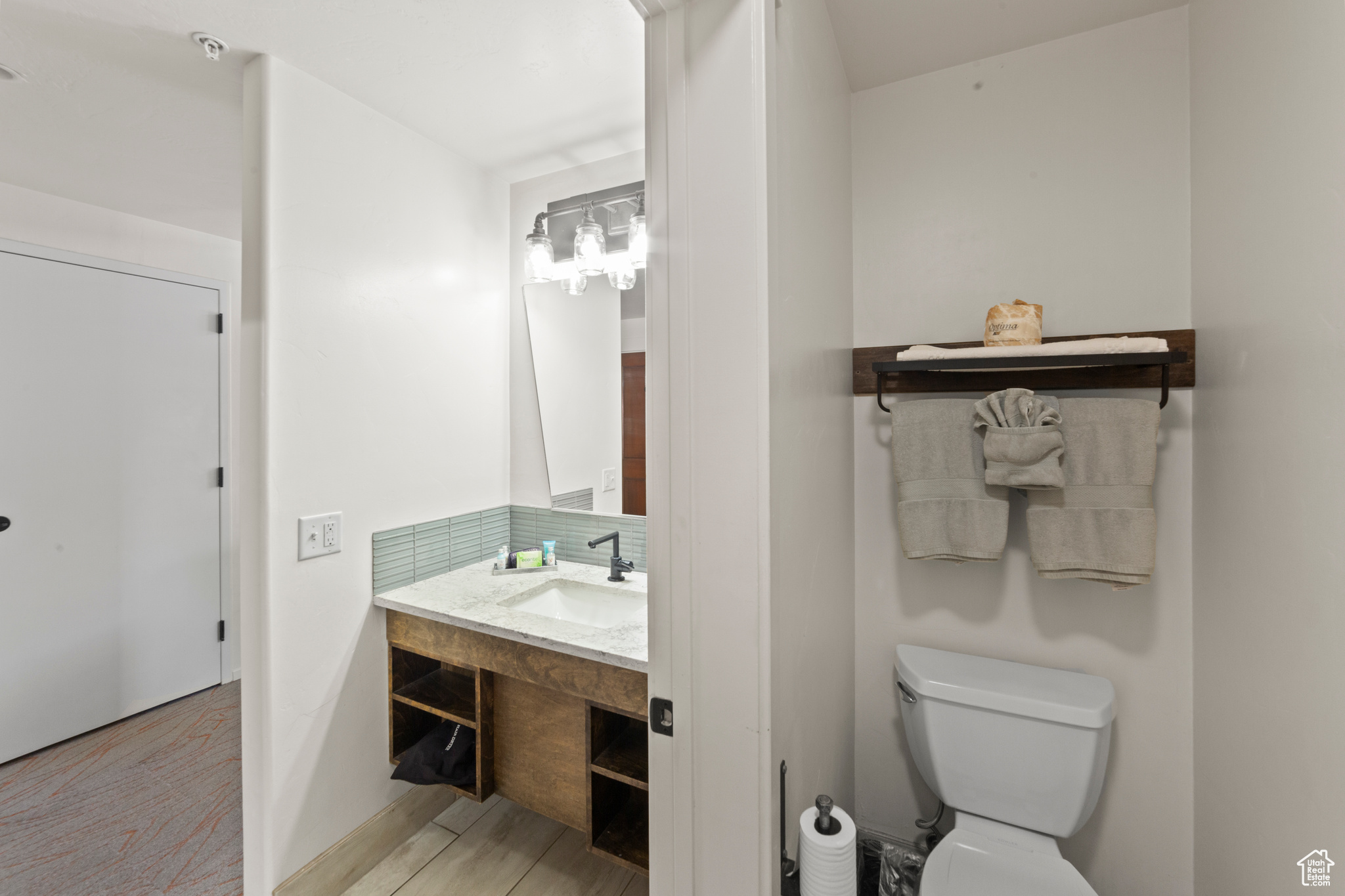 212 100 WEST 200 #212
