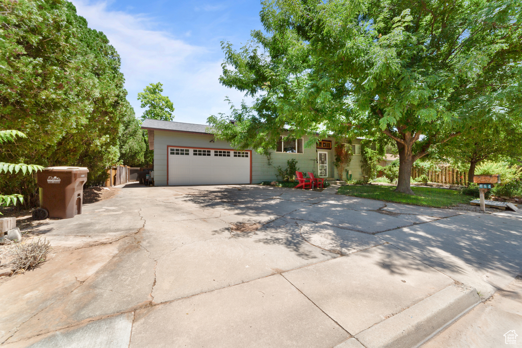 684 N MCCORMICK BLVD