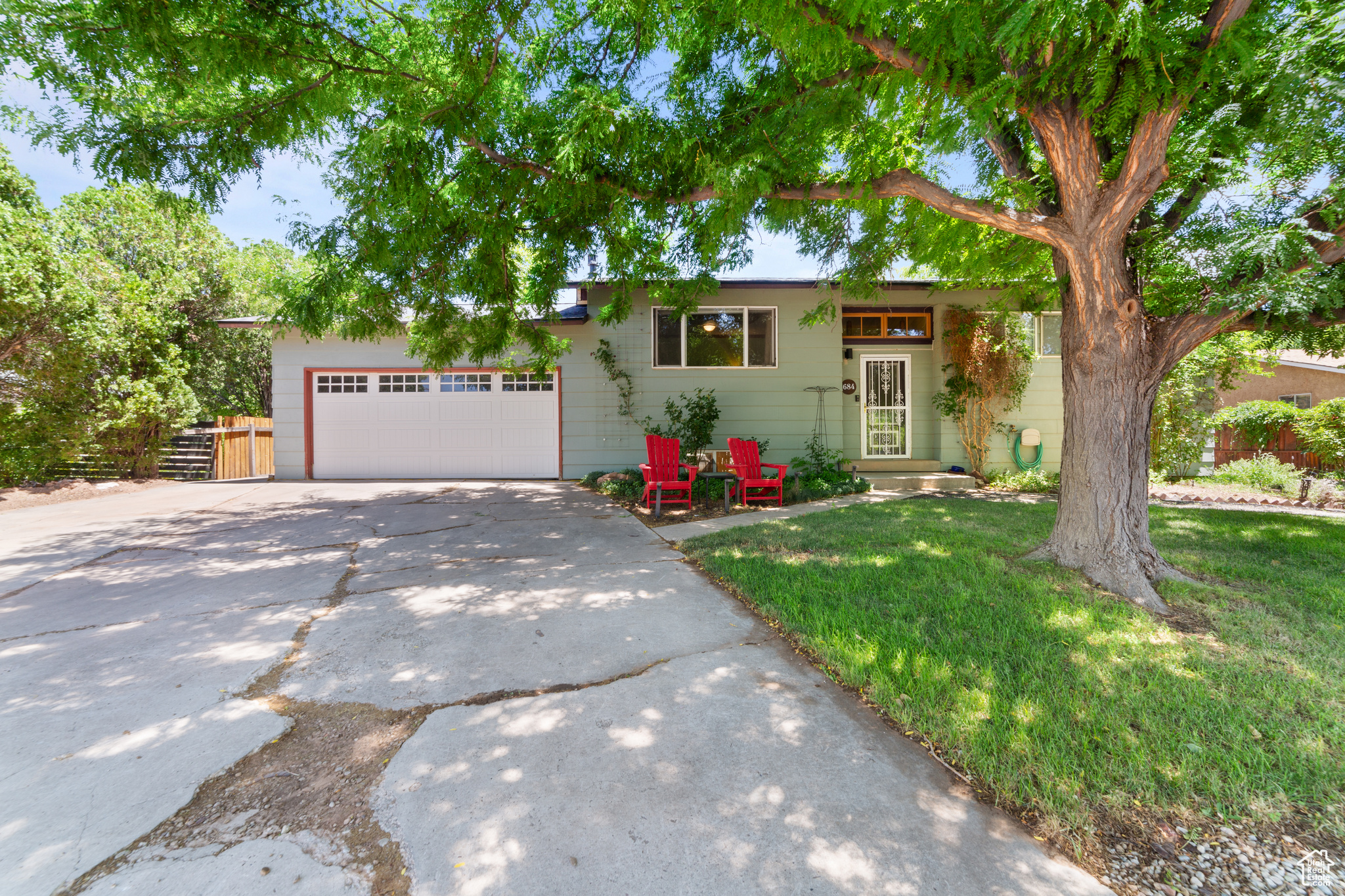 684 N MCCORMICK BLVD