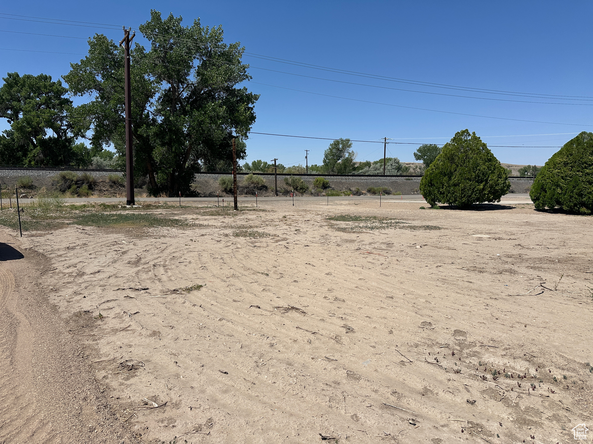 455 E GREEN RIVER AVE Unit: 1