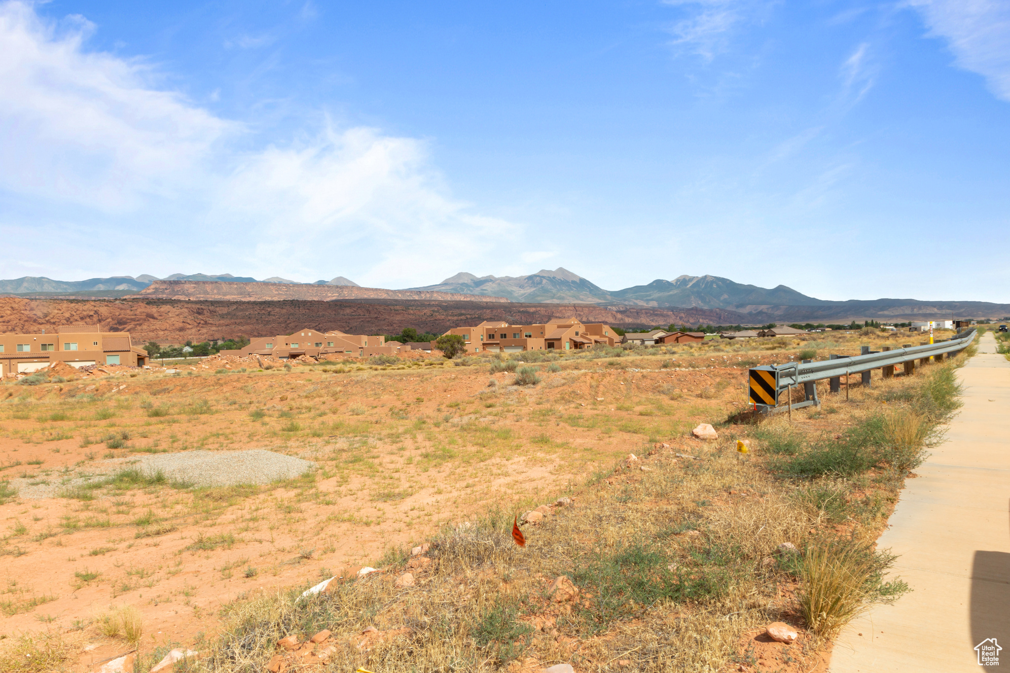 3935 S HWY 191