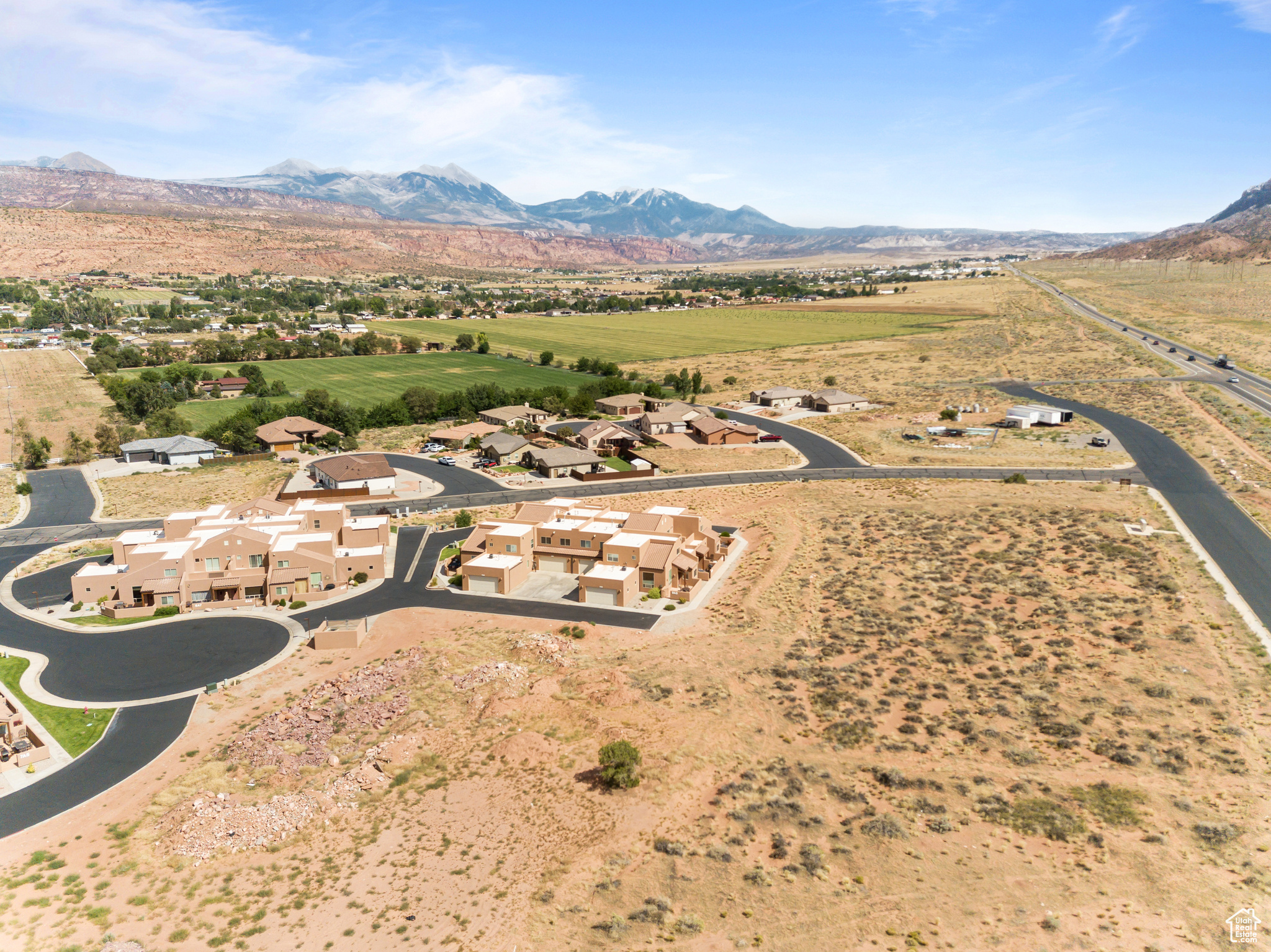 3935 S HWY 191