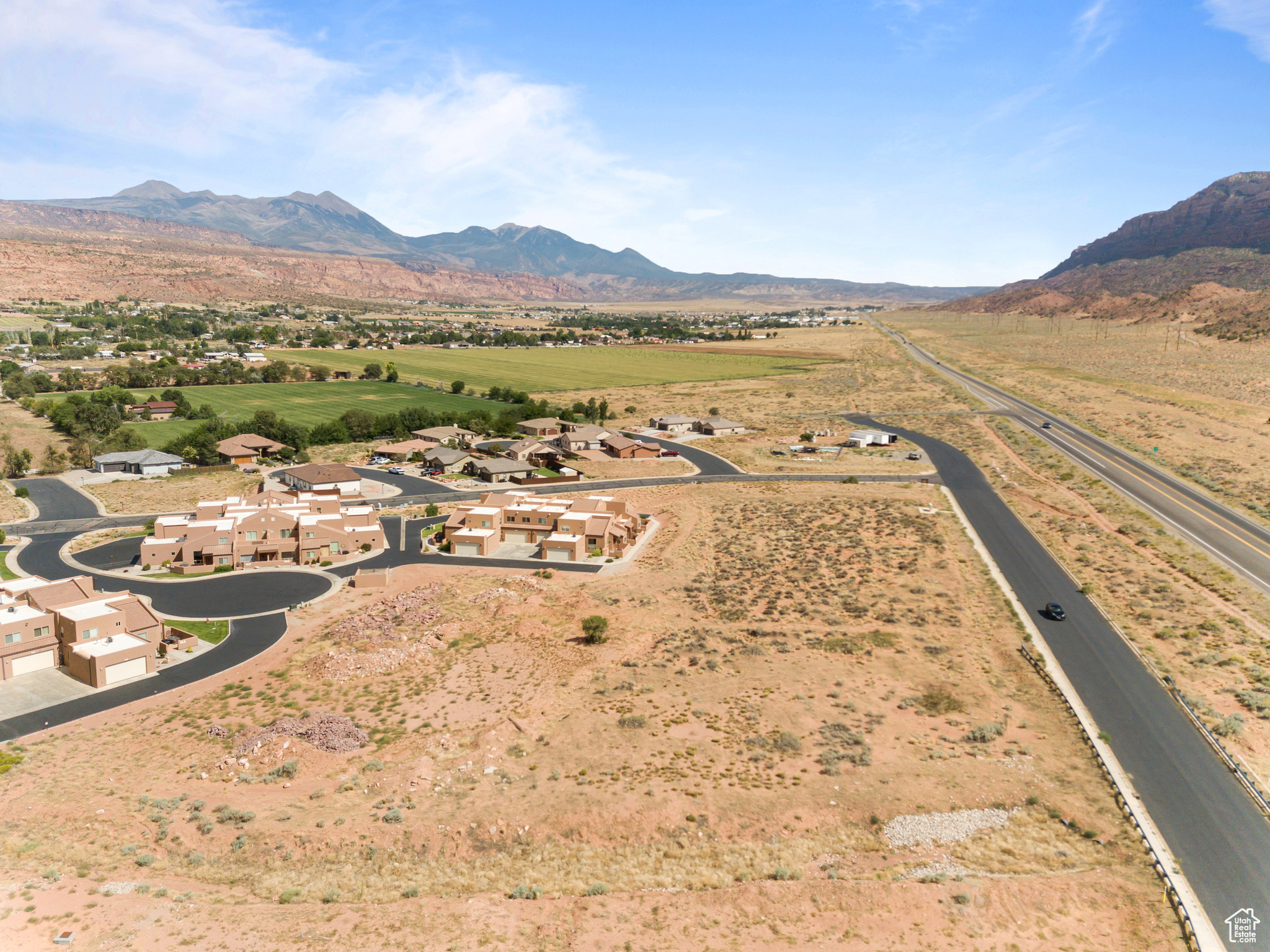 3935 S HWY 191