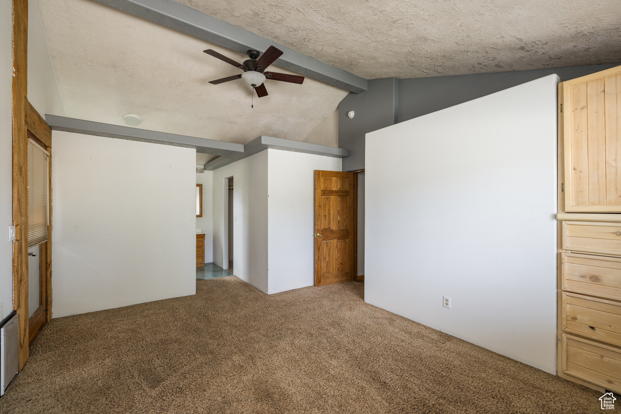 709 W BARTLETT CIR