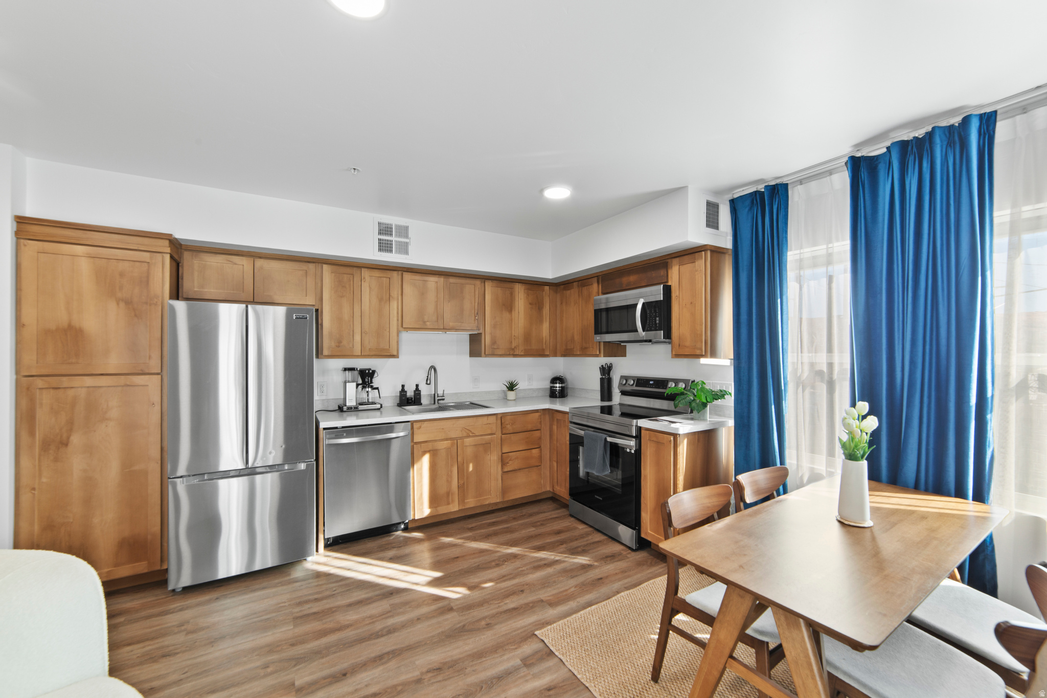 443 KANE CREEK BLVD #B201