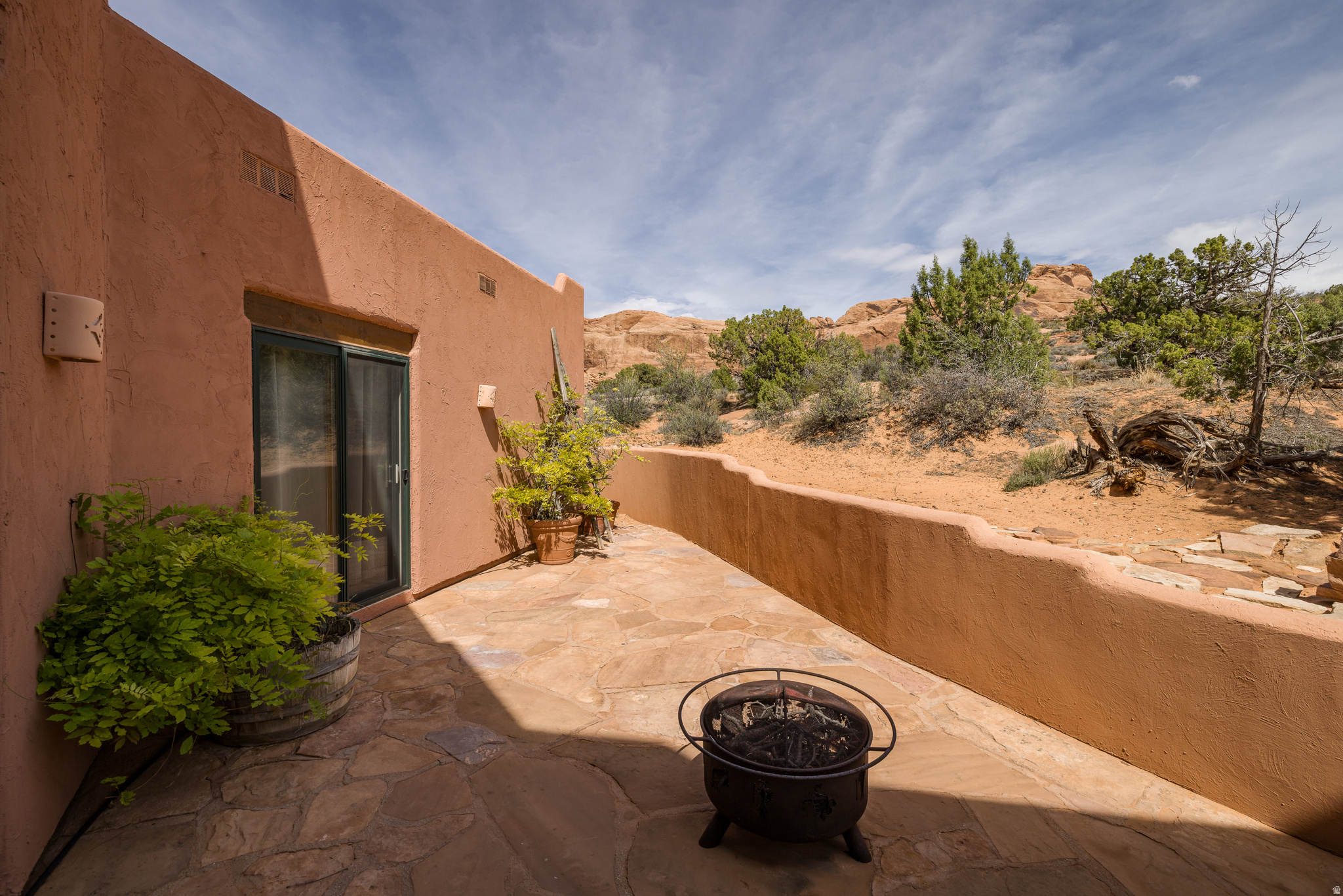 3617 E RED ROCK DR