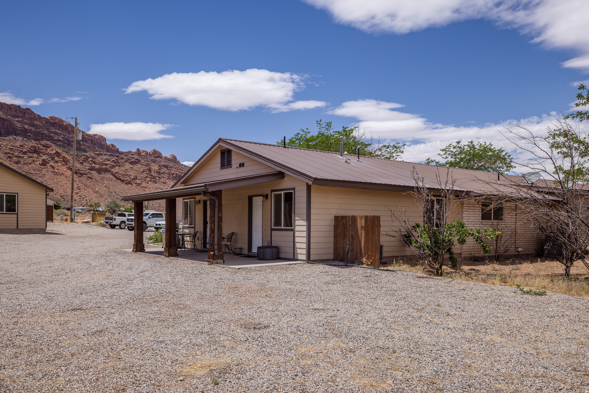 2485 S HWY 191