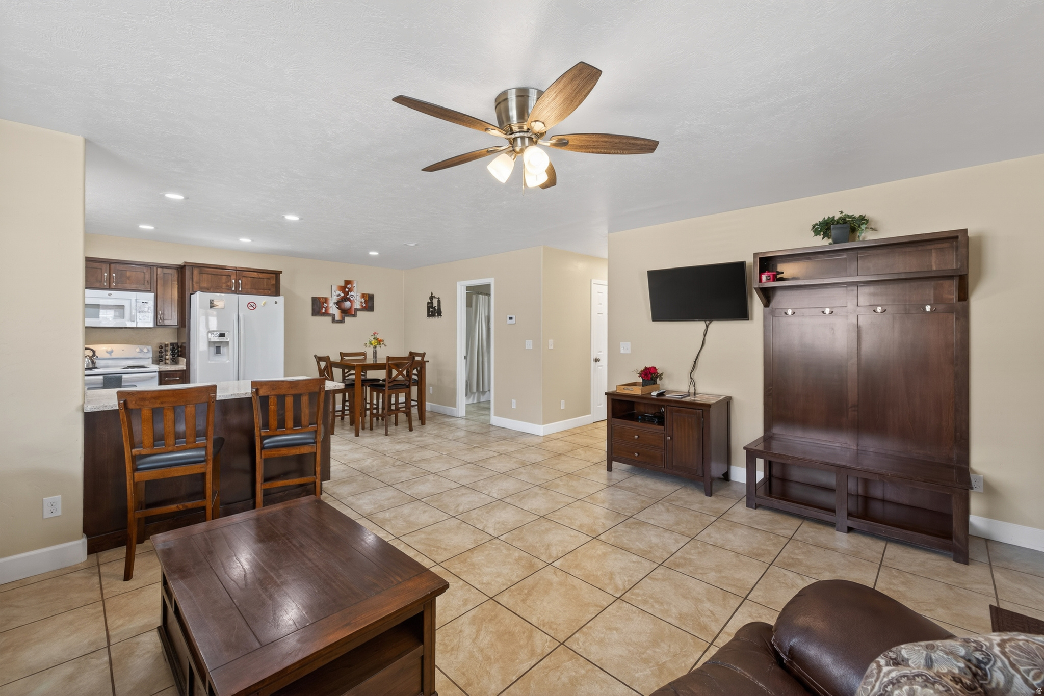 2475 S 191 HWY
