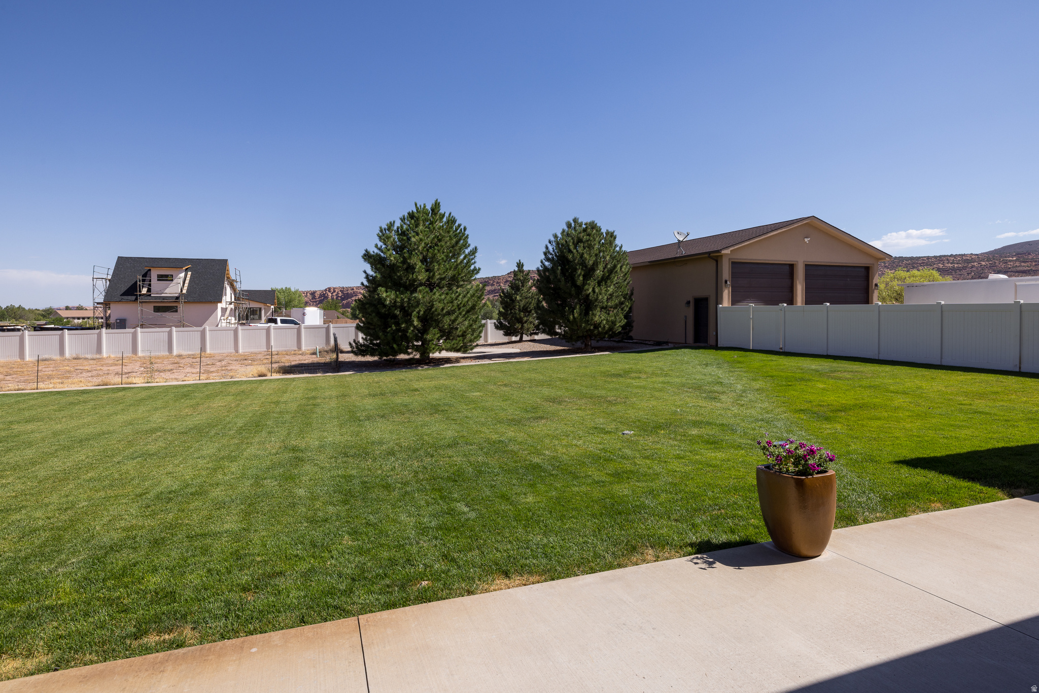 4635 E SUNNY ACRES LN