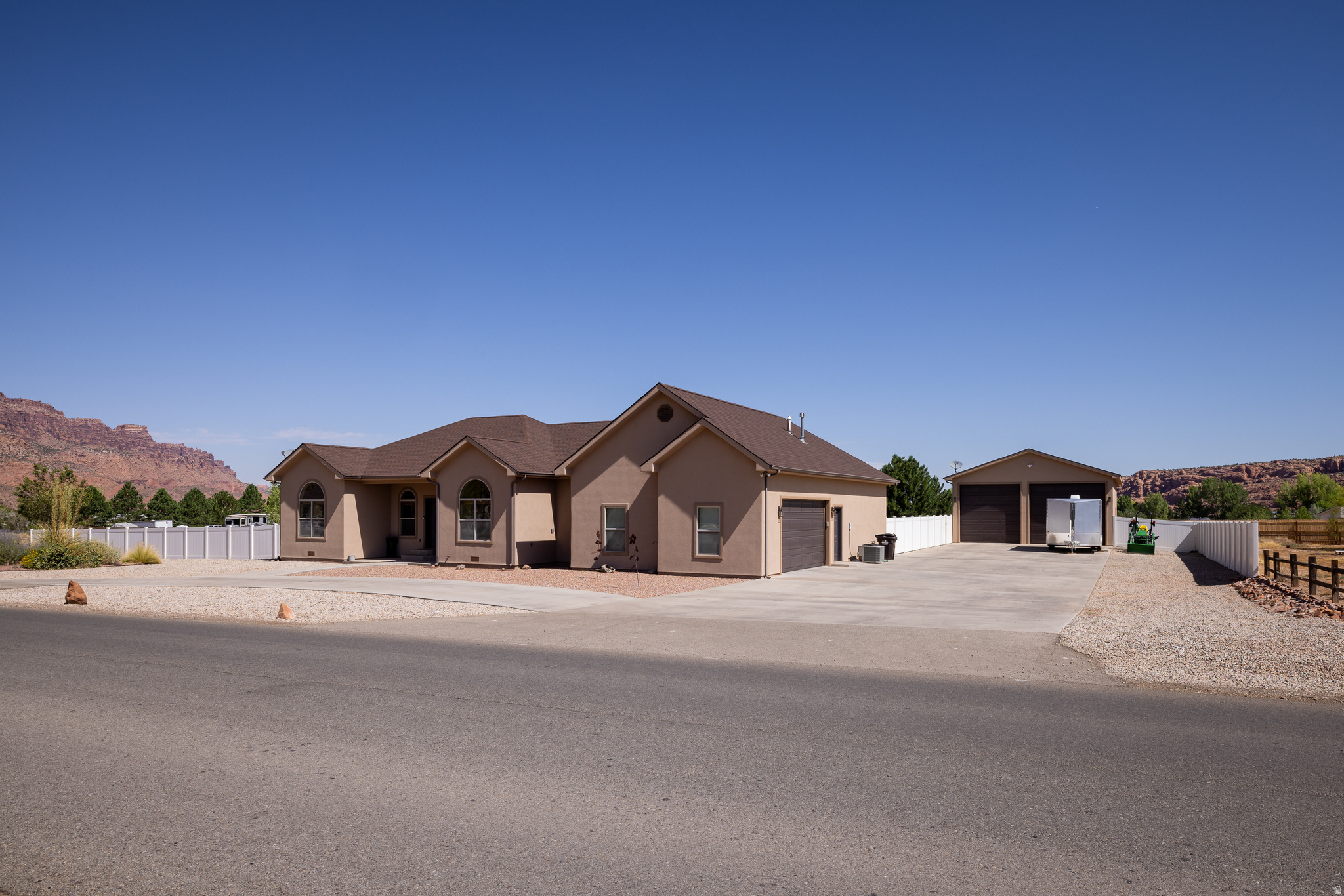 4635 E SUNNY ACRES LN