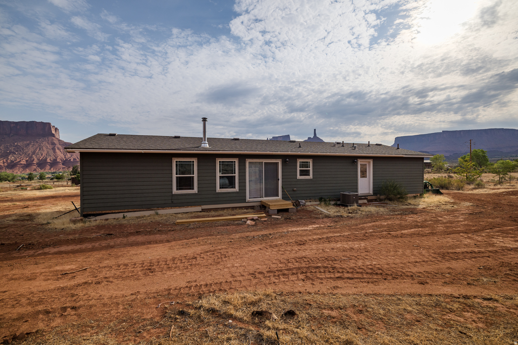 180 SHAFER LN