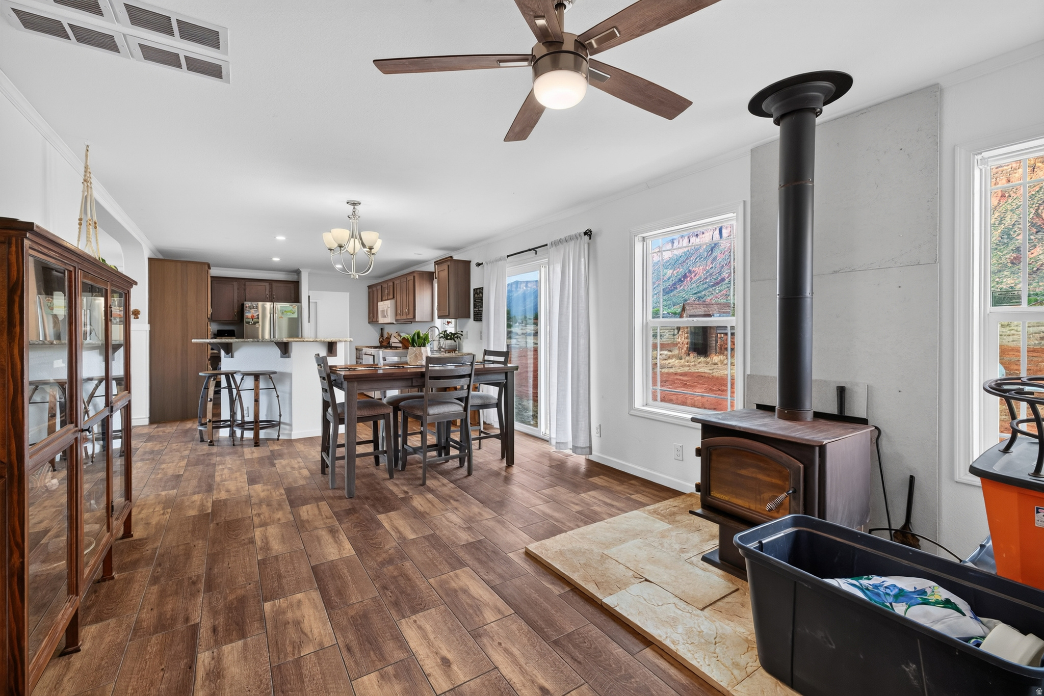 180 SHAFER LN