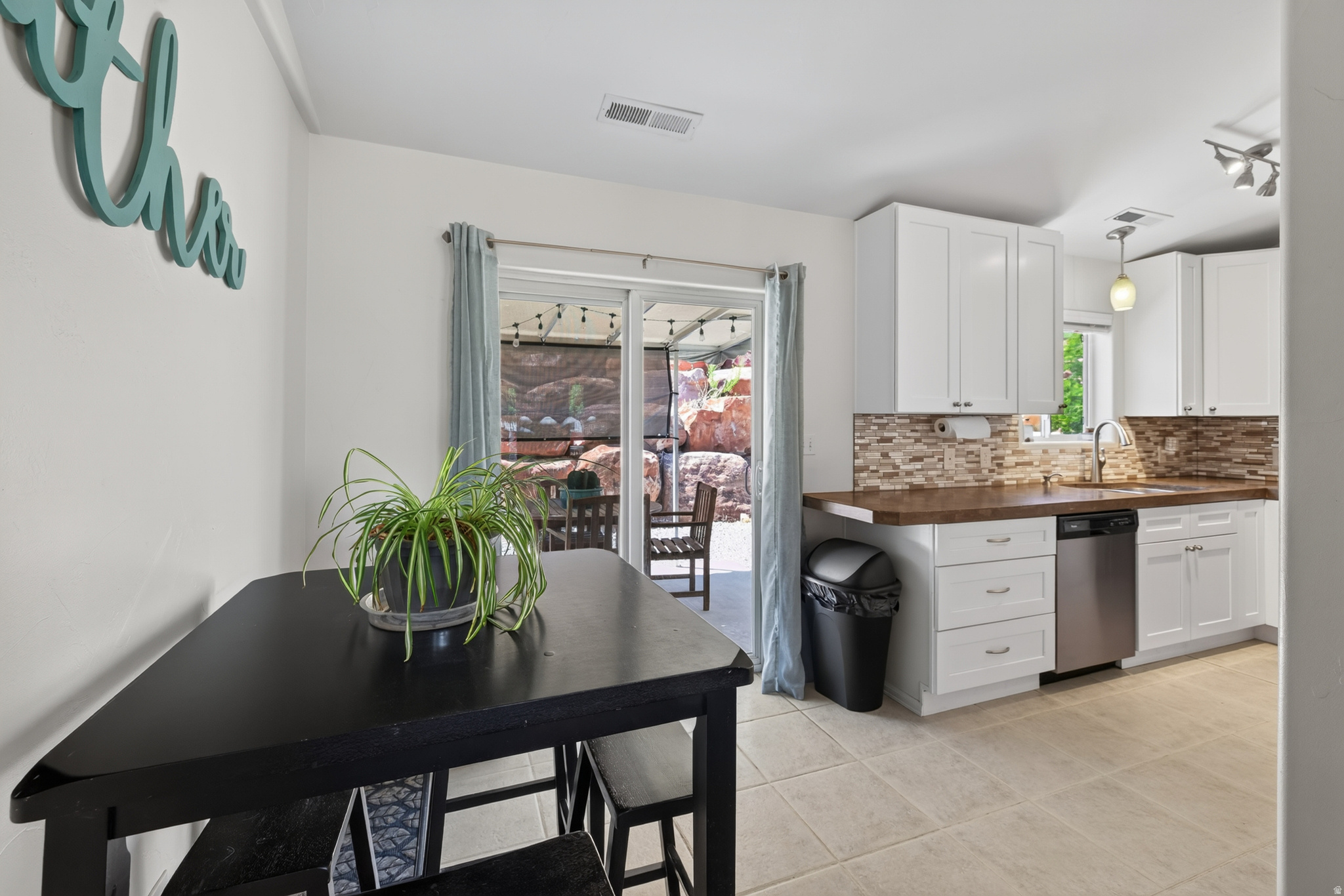 495 DOC ALLEN DR