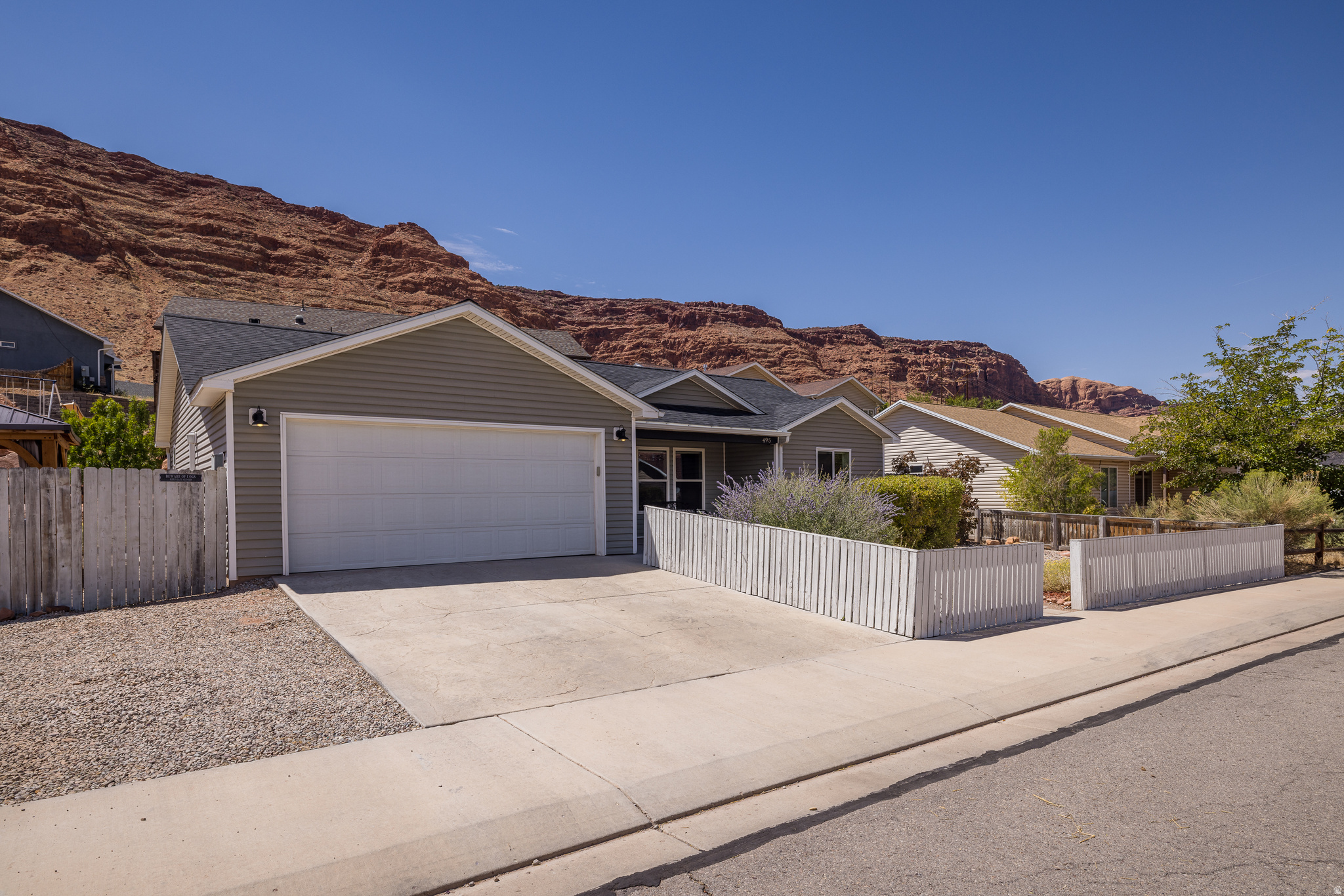 495 DOC ALLEN DR