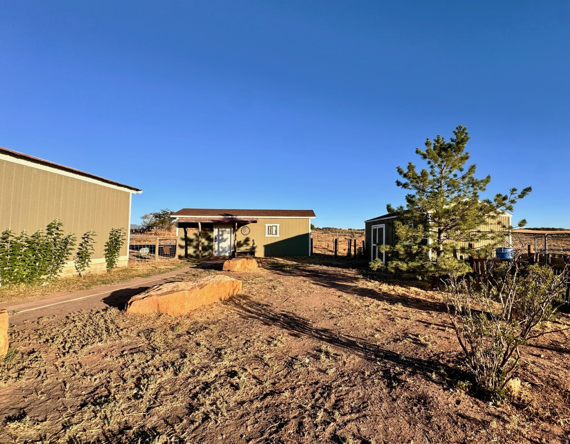 1166 E HIGHWAY 491