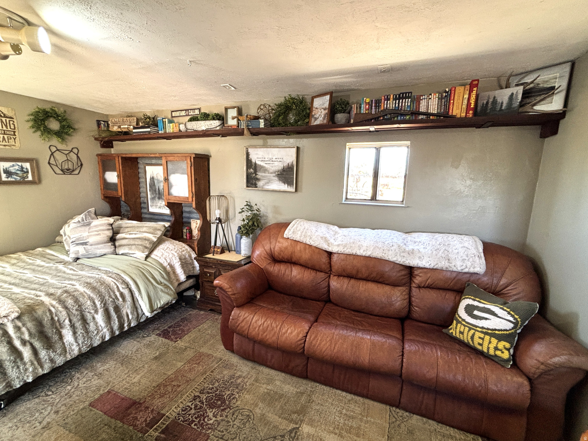 1166 E HIGHWAY 491