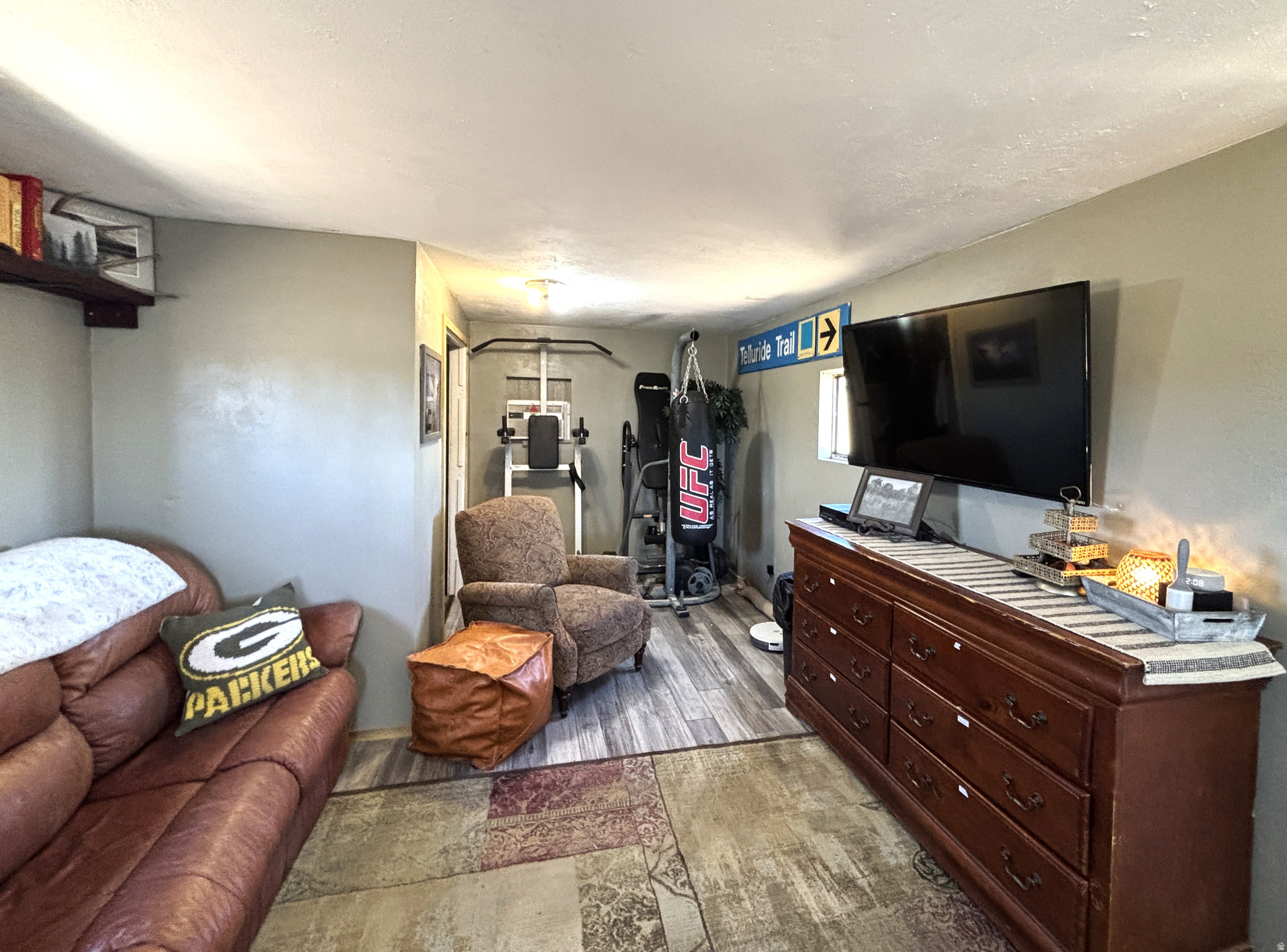 1166 E HIGHWAY 491