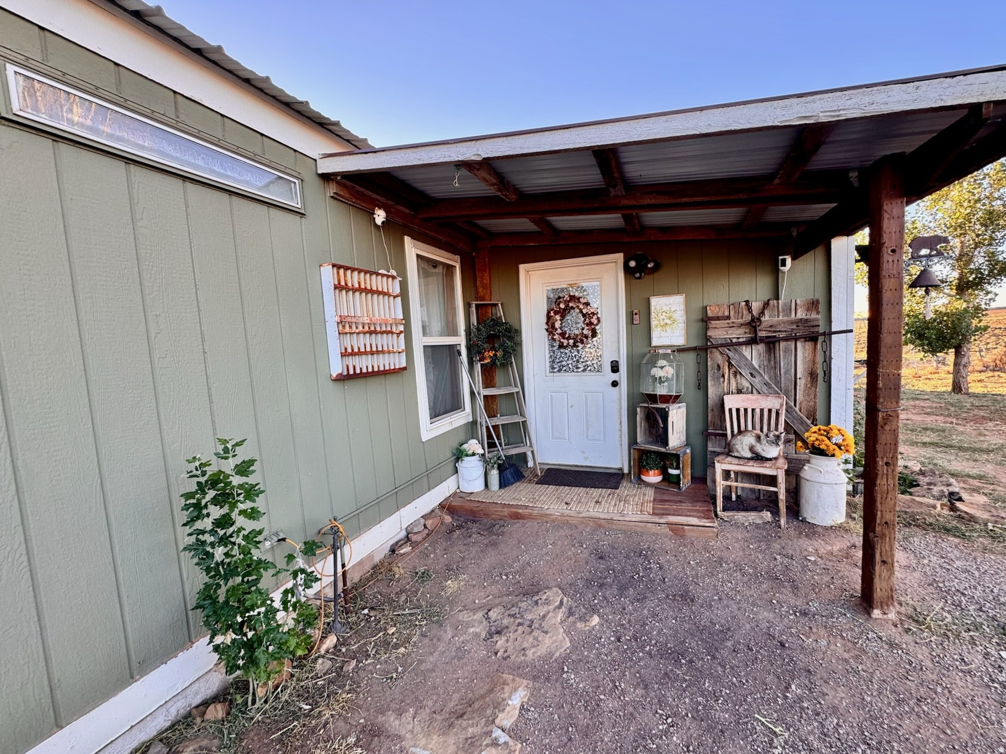 1166 E HIGHWAY 491