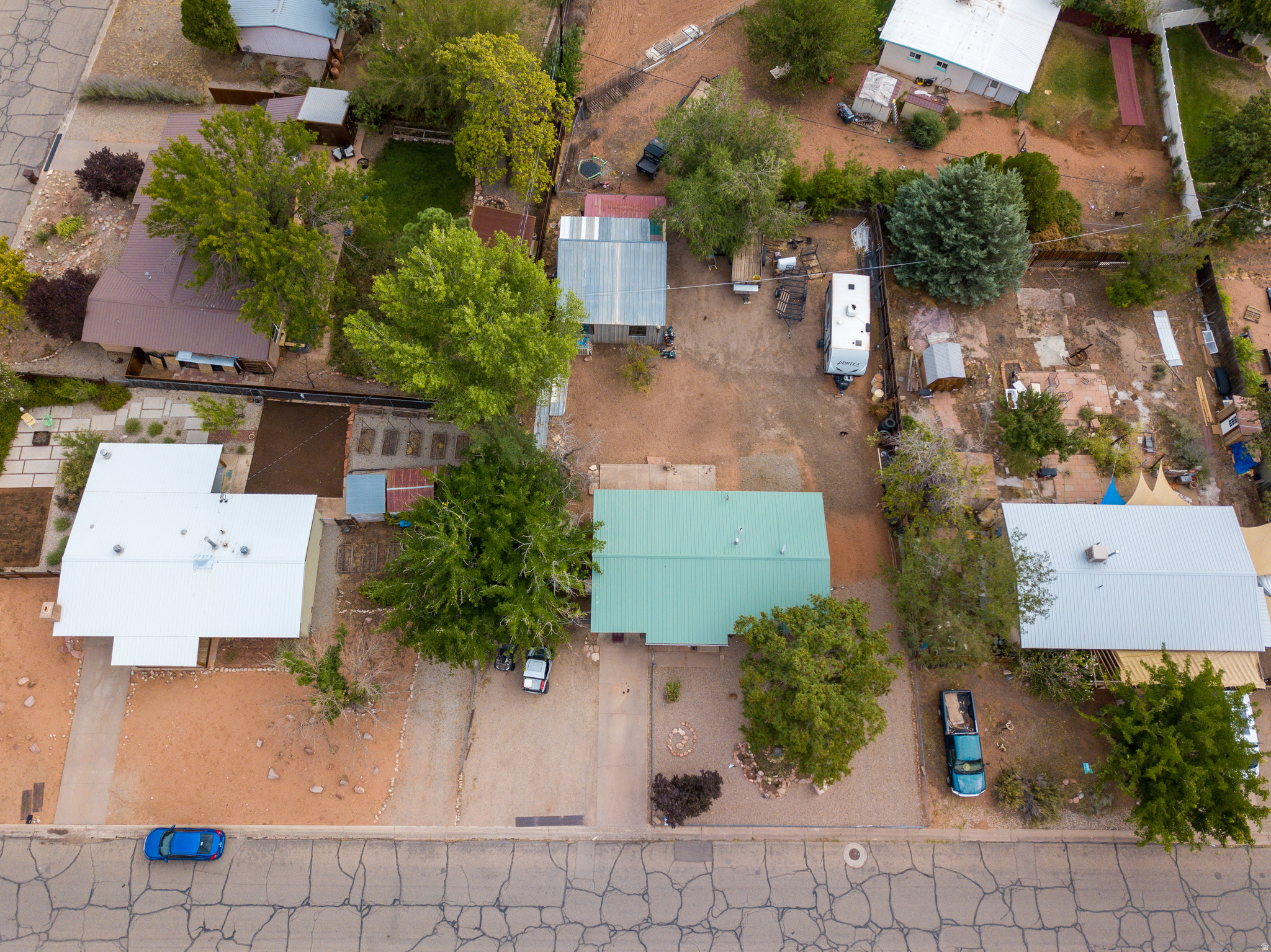 549 MOUNTAIN DR