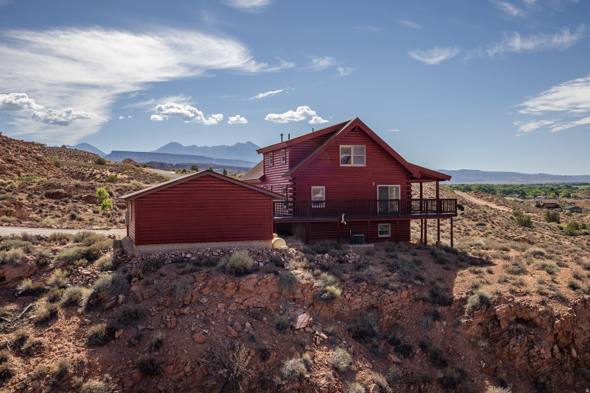 1707 KAYENTA DR