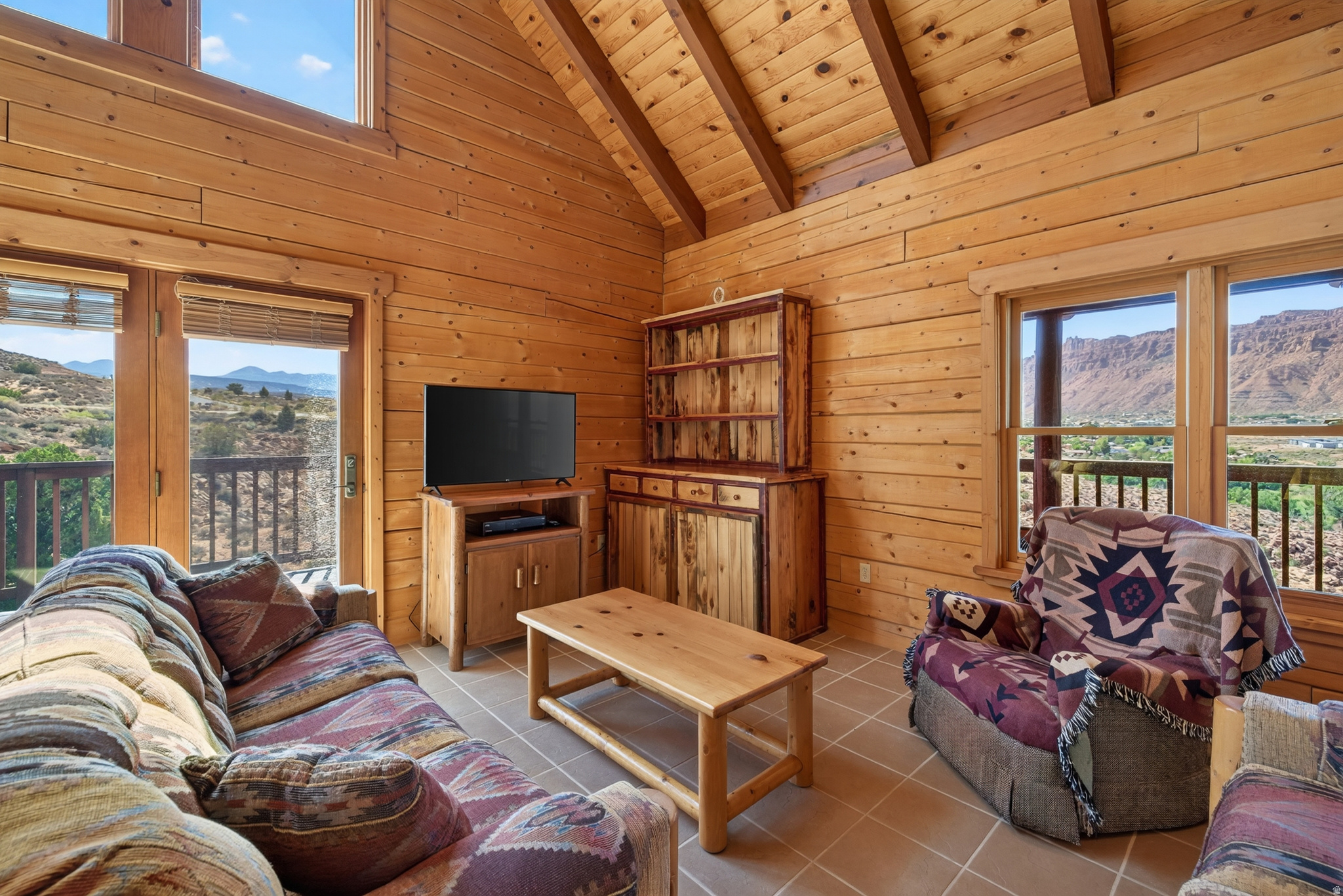 1707 KAYENTA DR