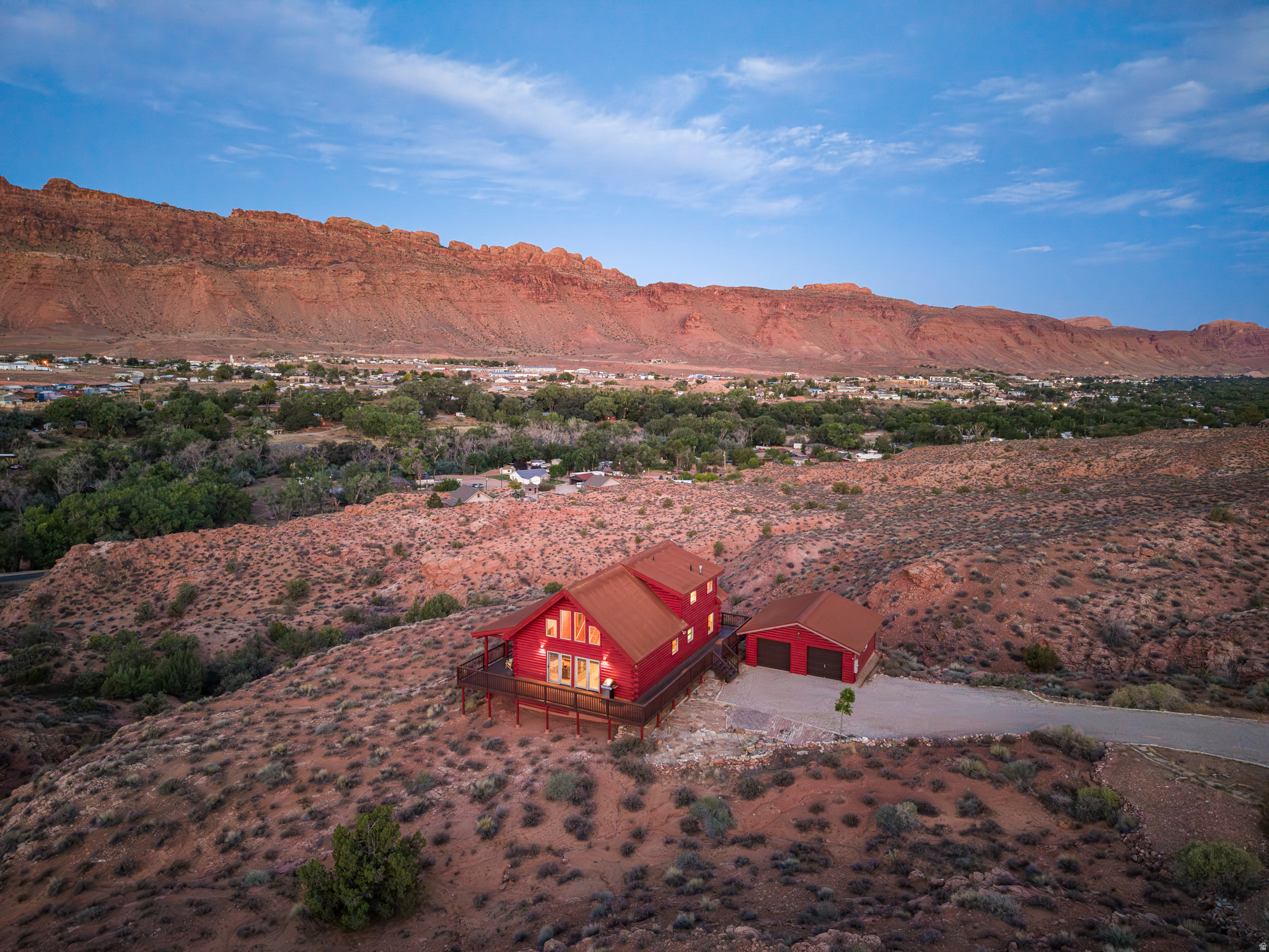 1707 KAYENTA DR