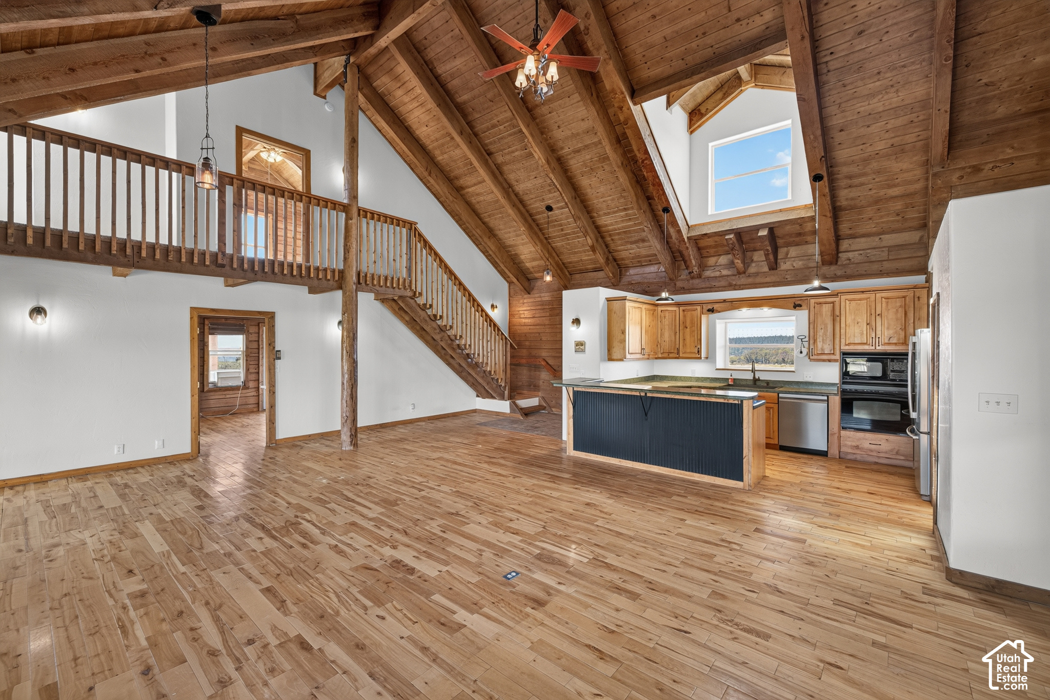16 N PORCUPINE LN