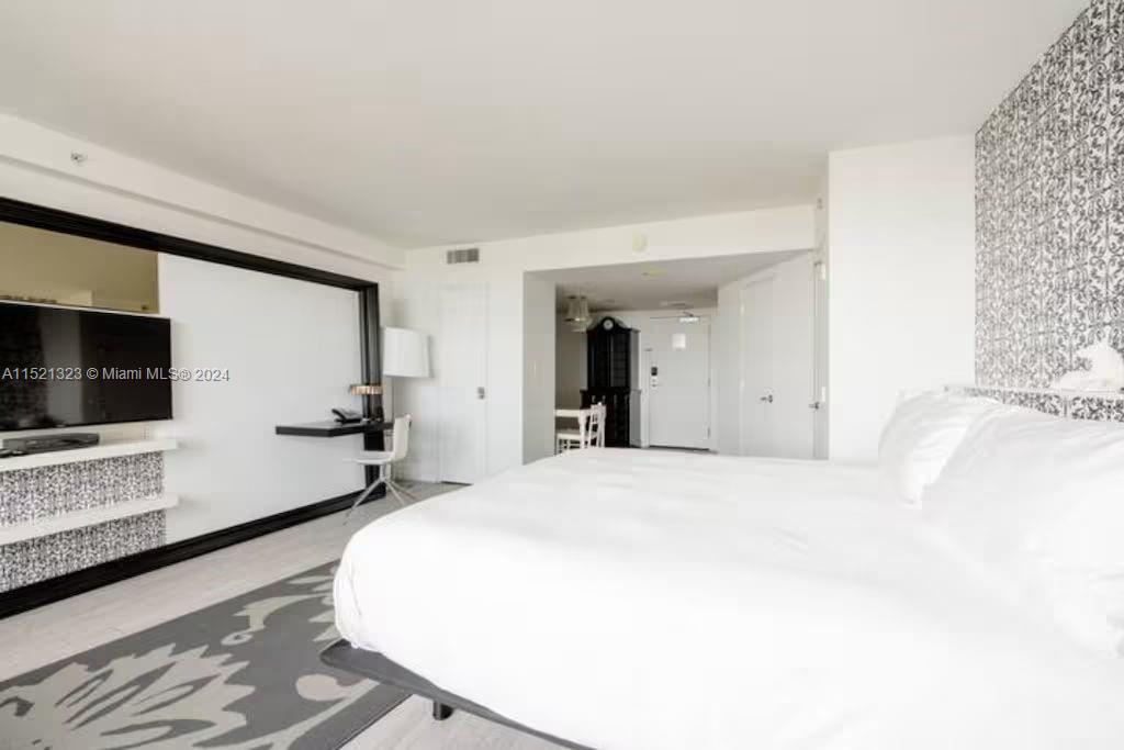 1100 West Ave # 1019