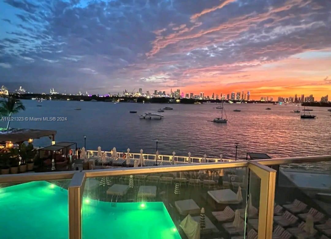 1100 West Ave # 1019