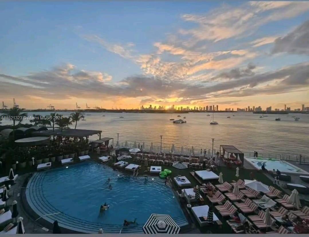 1100 West Ave # 1019