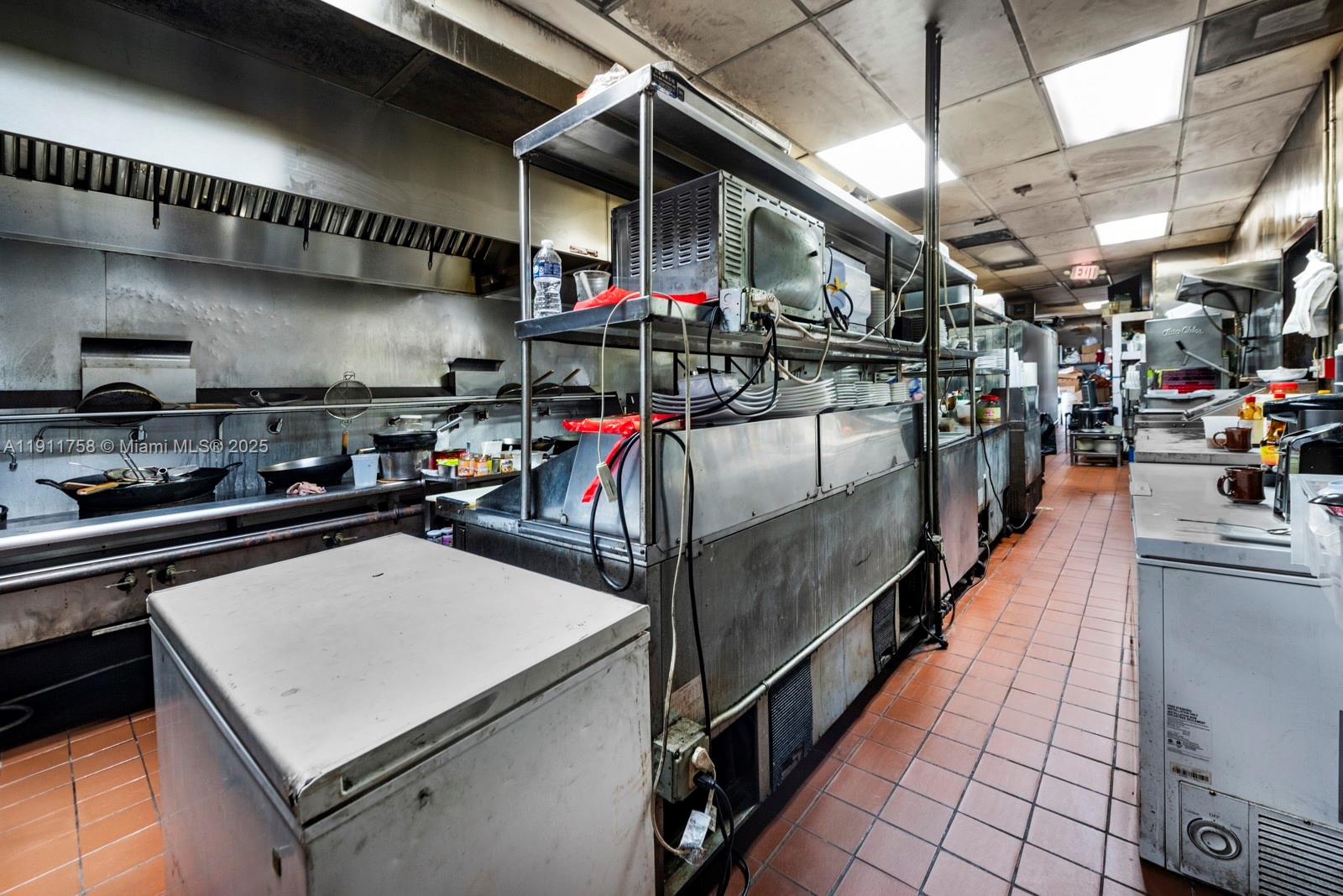 6411-6417 Stirling Rd