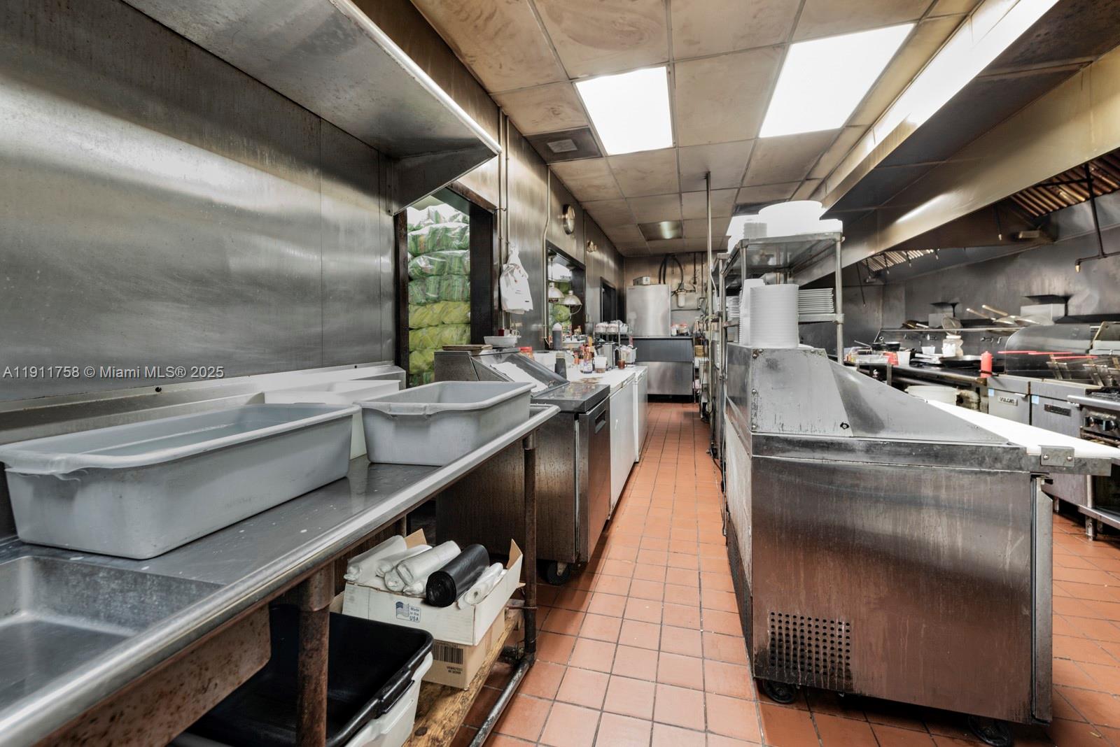 6411-6417 Stirling Rd