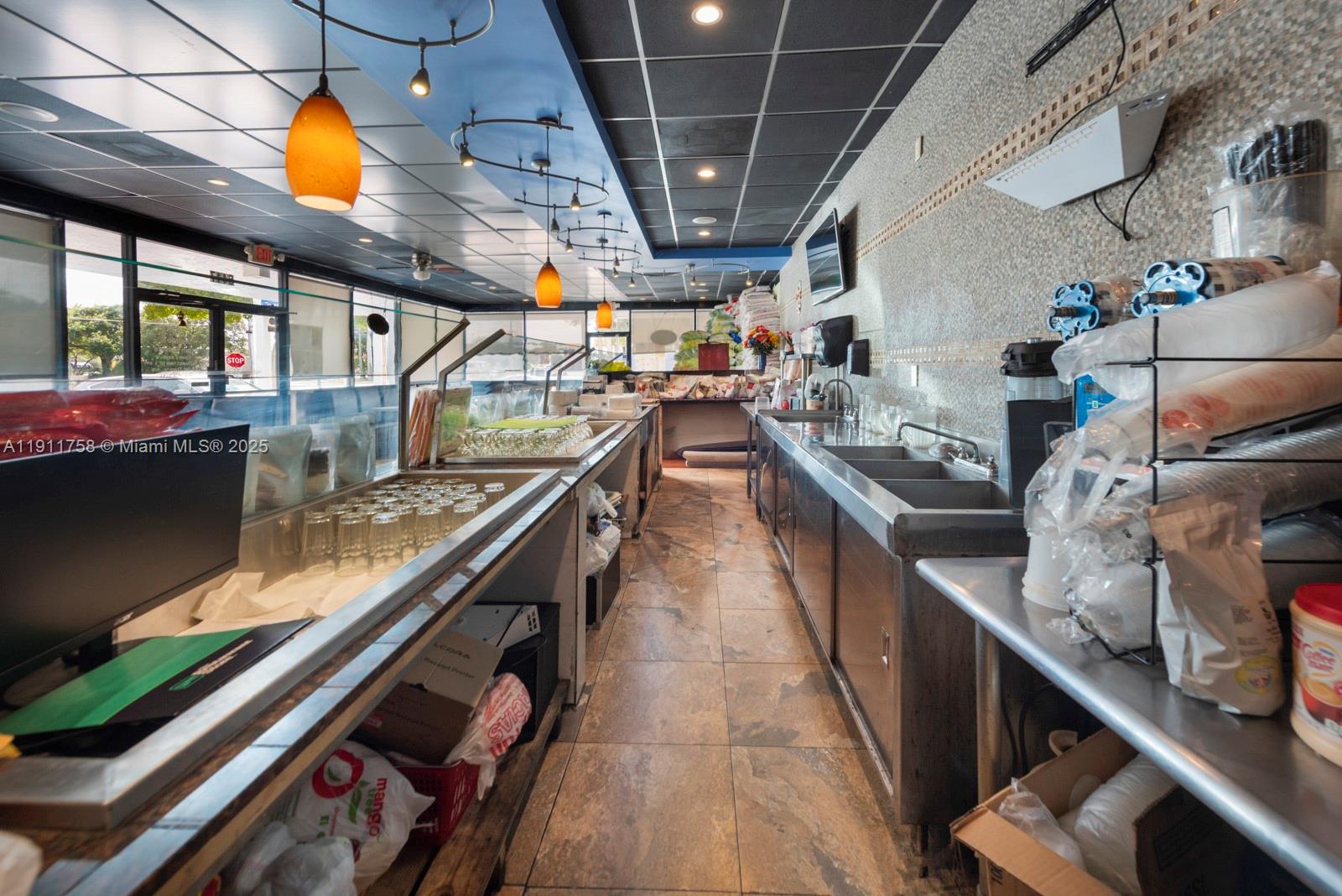 6411-6417 Stirling Rd