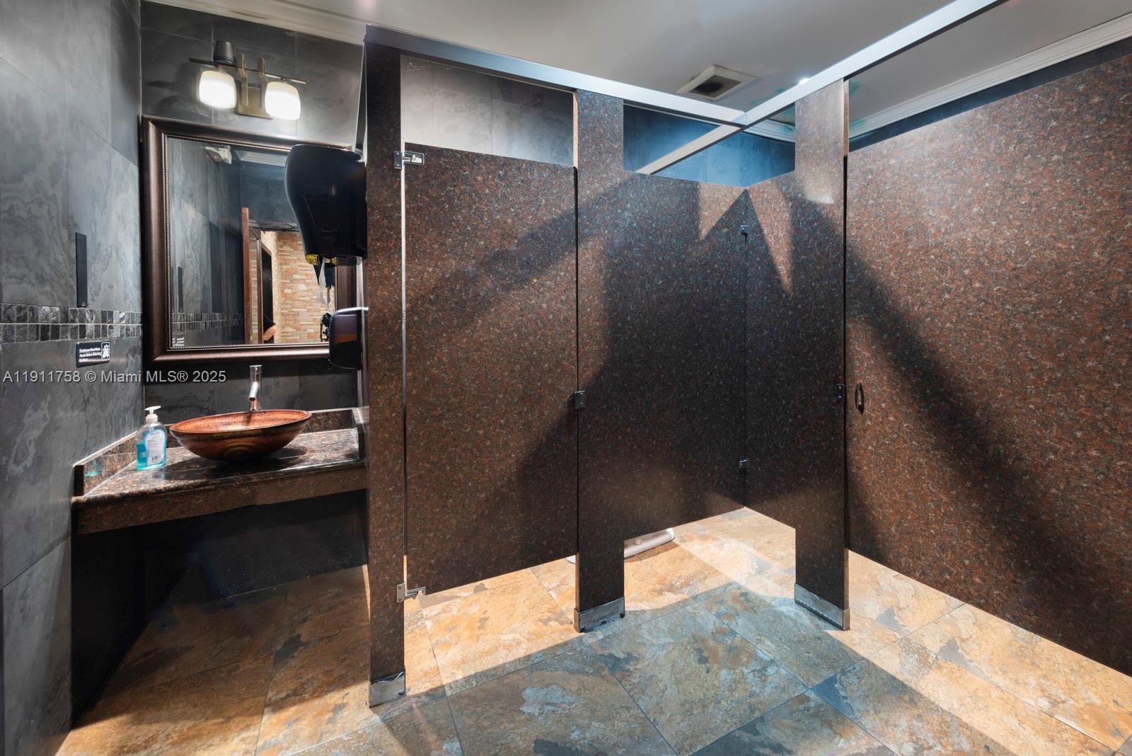 6411-6417 Stirling Rd