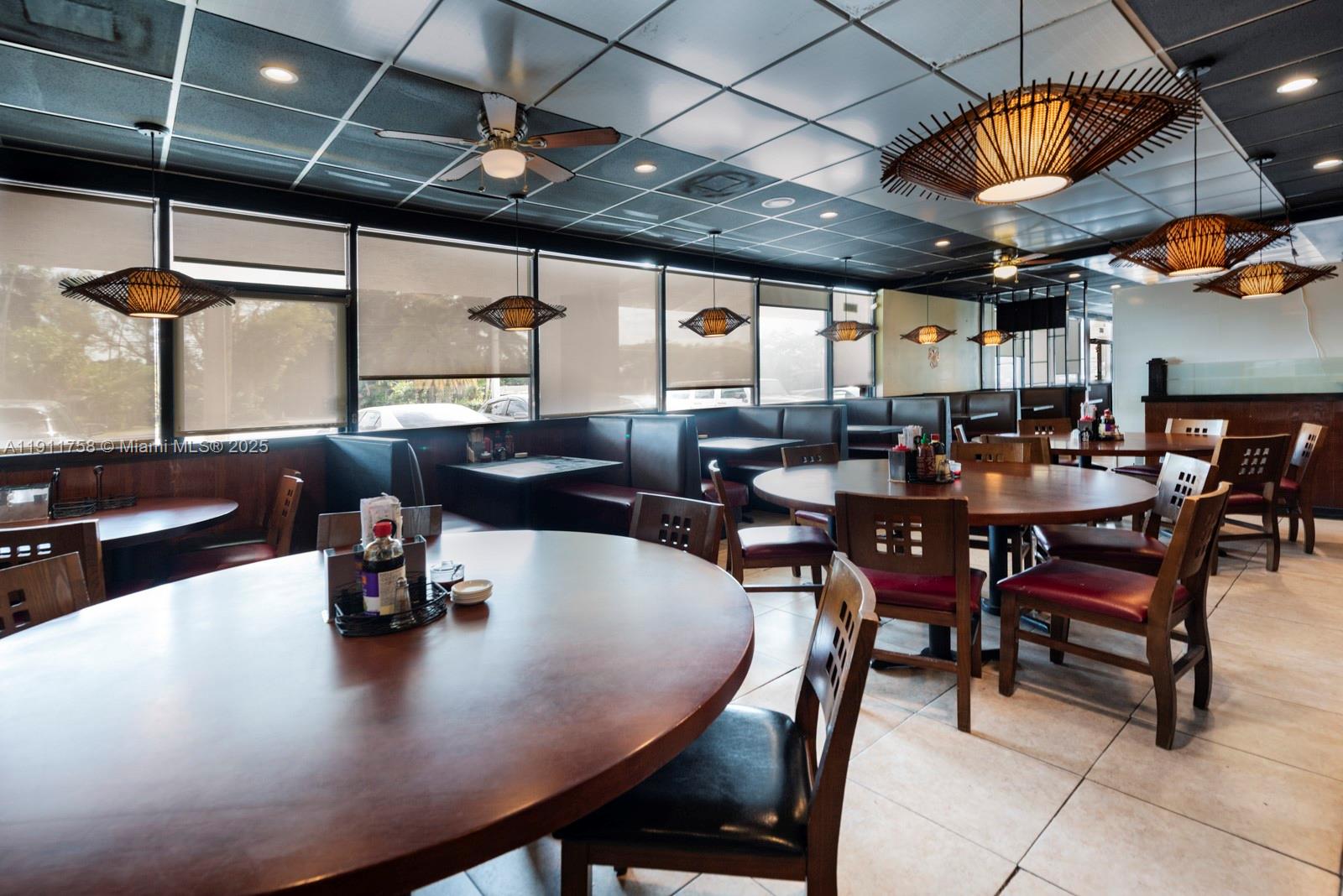 6411-6417 Stirling Rd