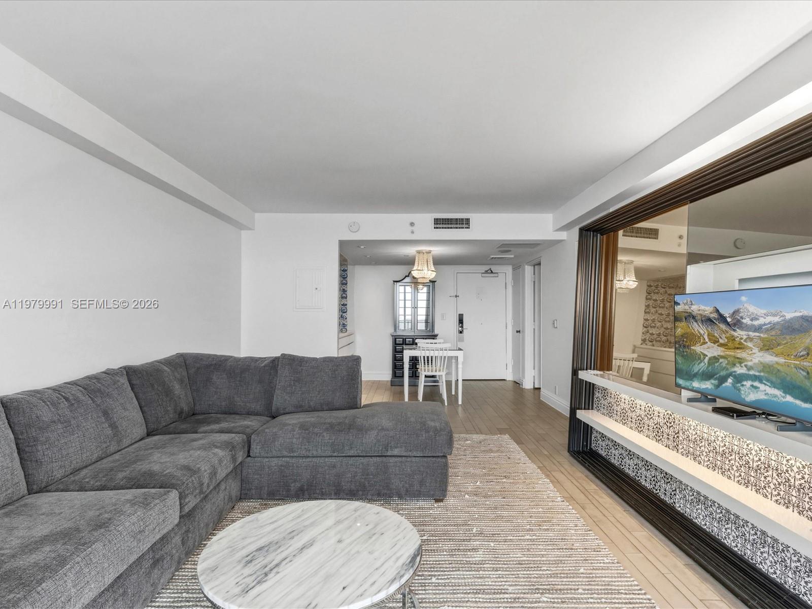 1100 West Ave # 1414