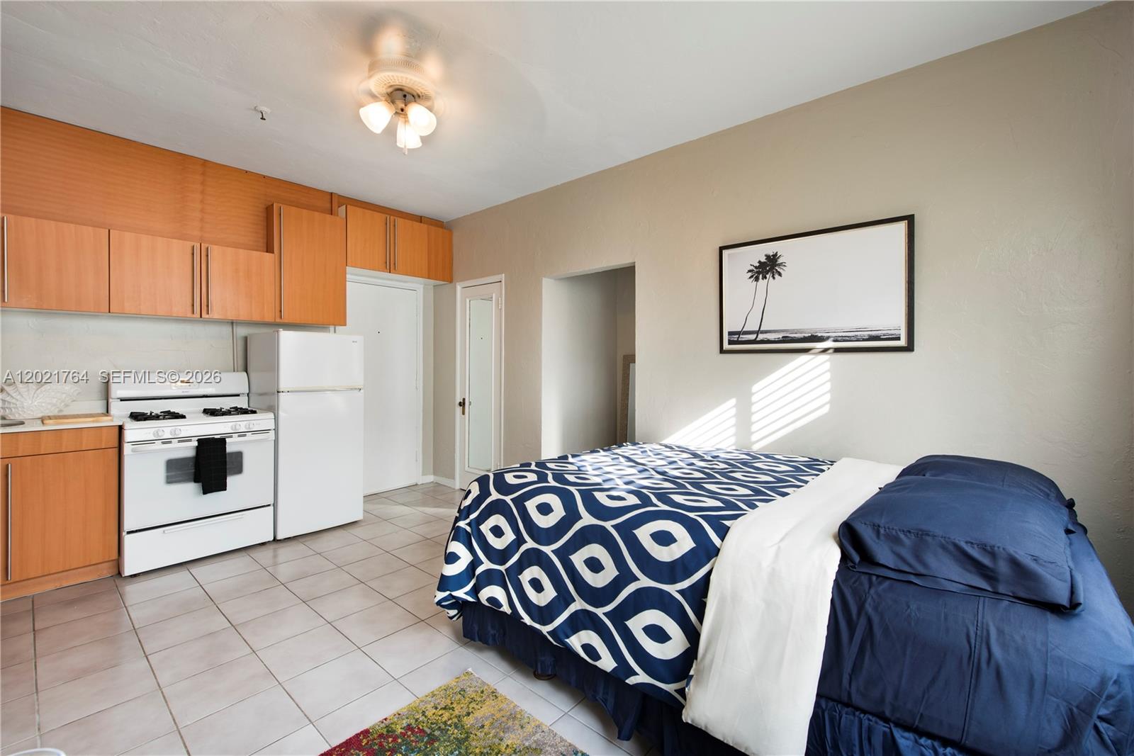 3710 Collins Ave # 305 Unit: N-305