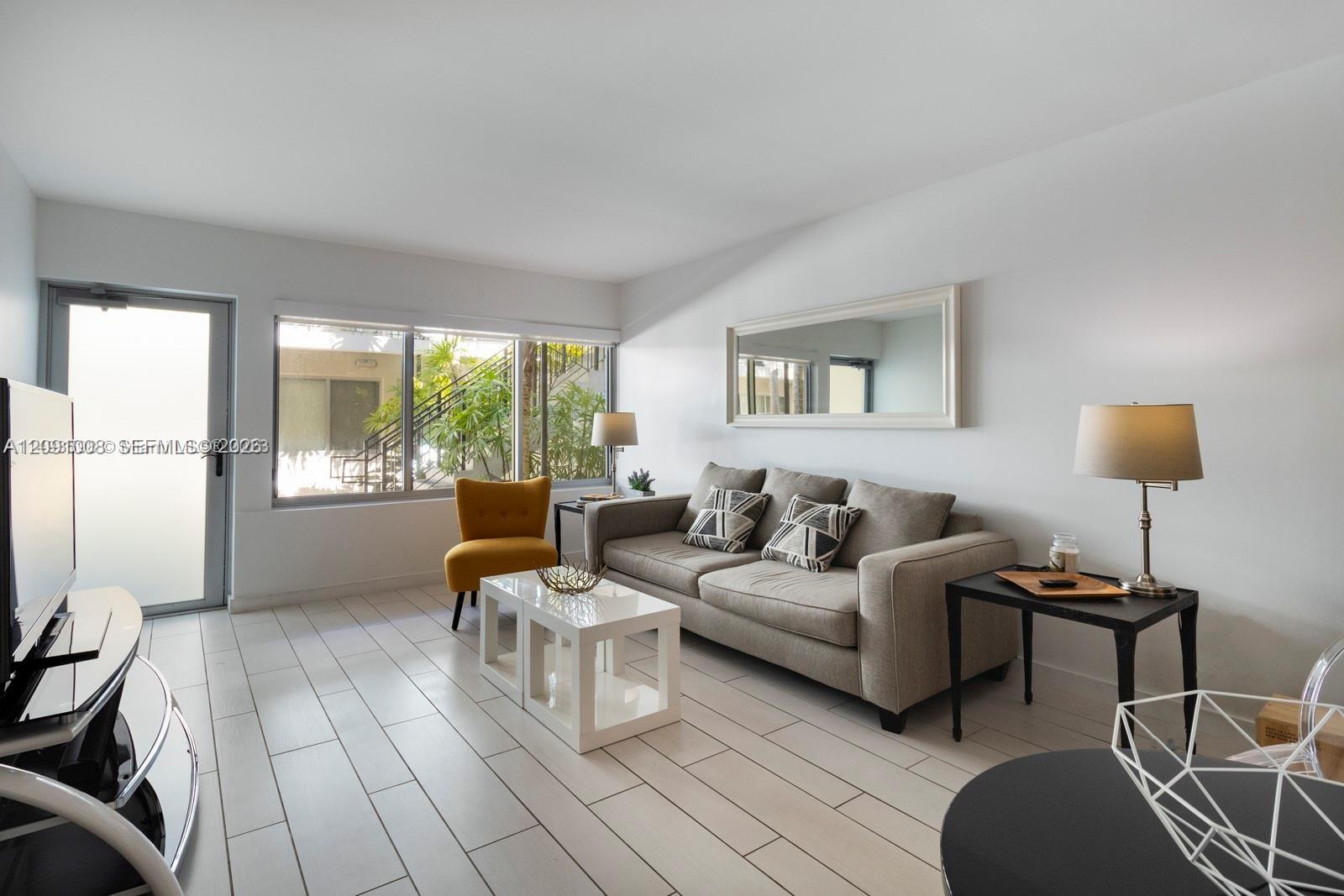 2130 Park Ave # 5
